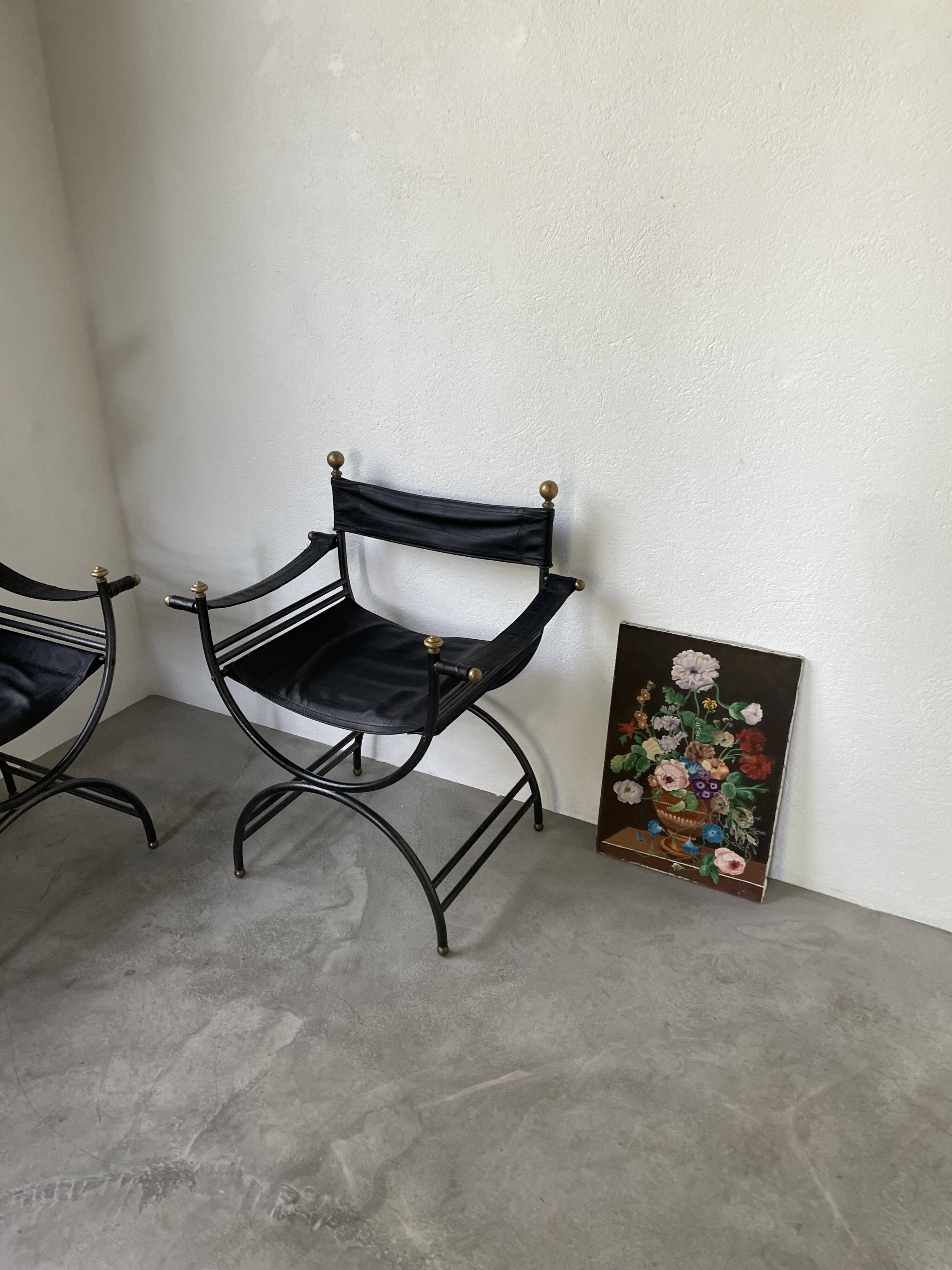 Oil painting on wood flowers signed Grumet