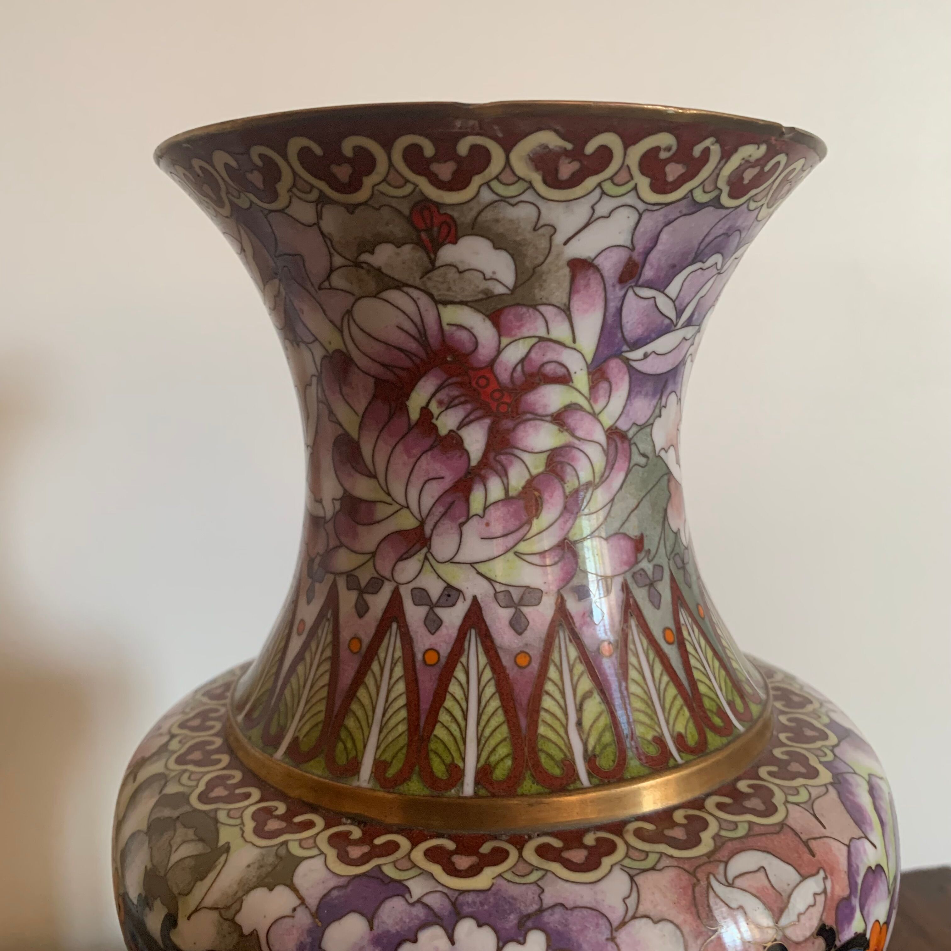 Vase chinois à décor de pivoines et oiseaux – XXe siècle