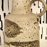 Ceramic table lamp