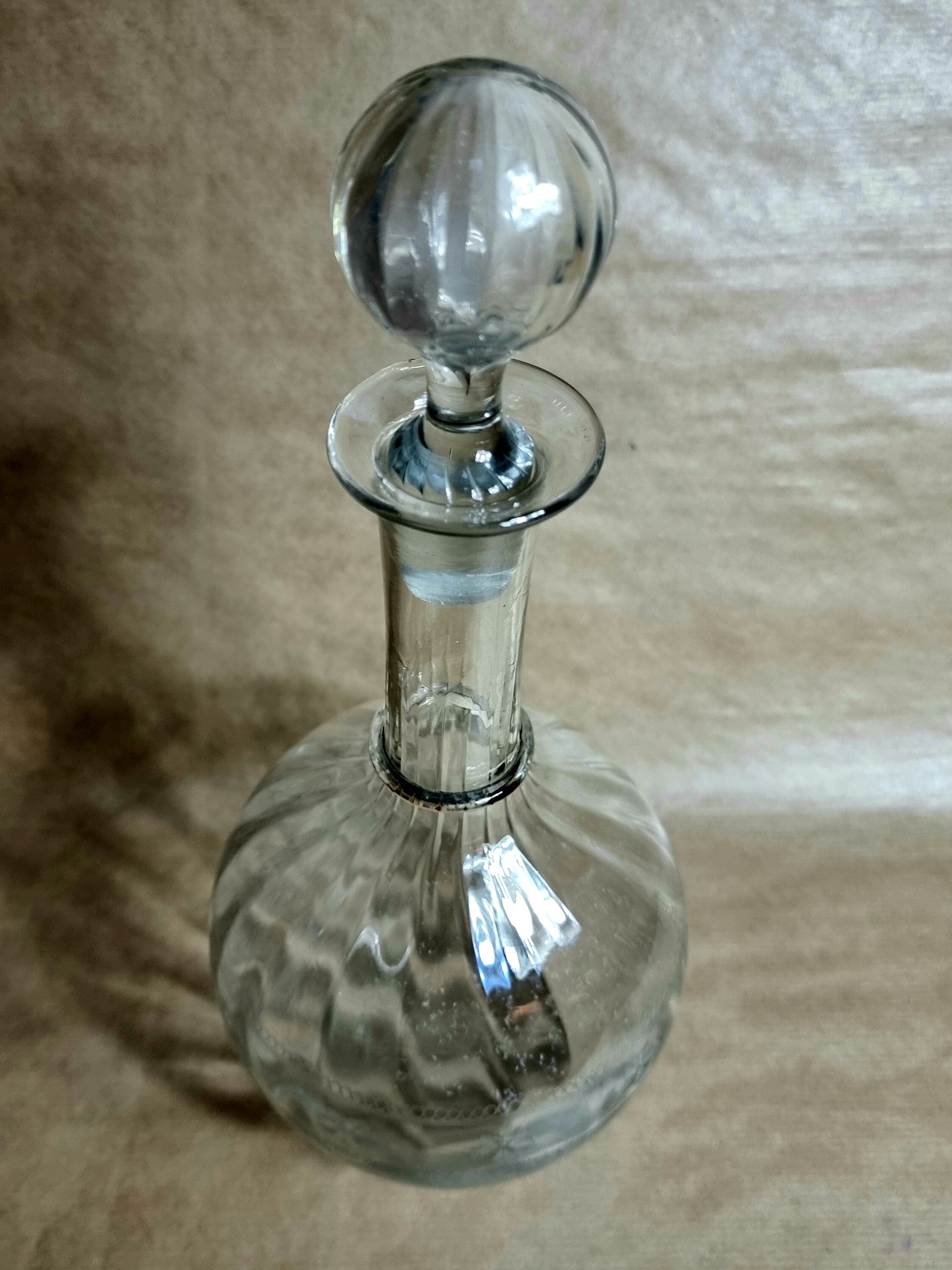 Lorraine crystal wine decanter with decoration