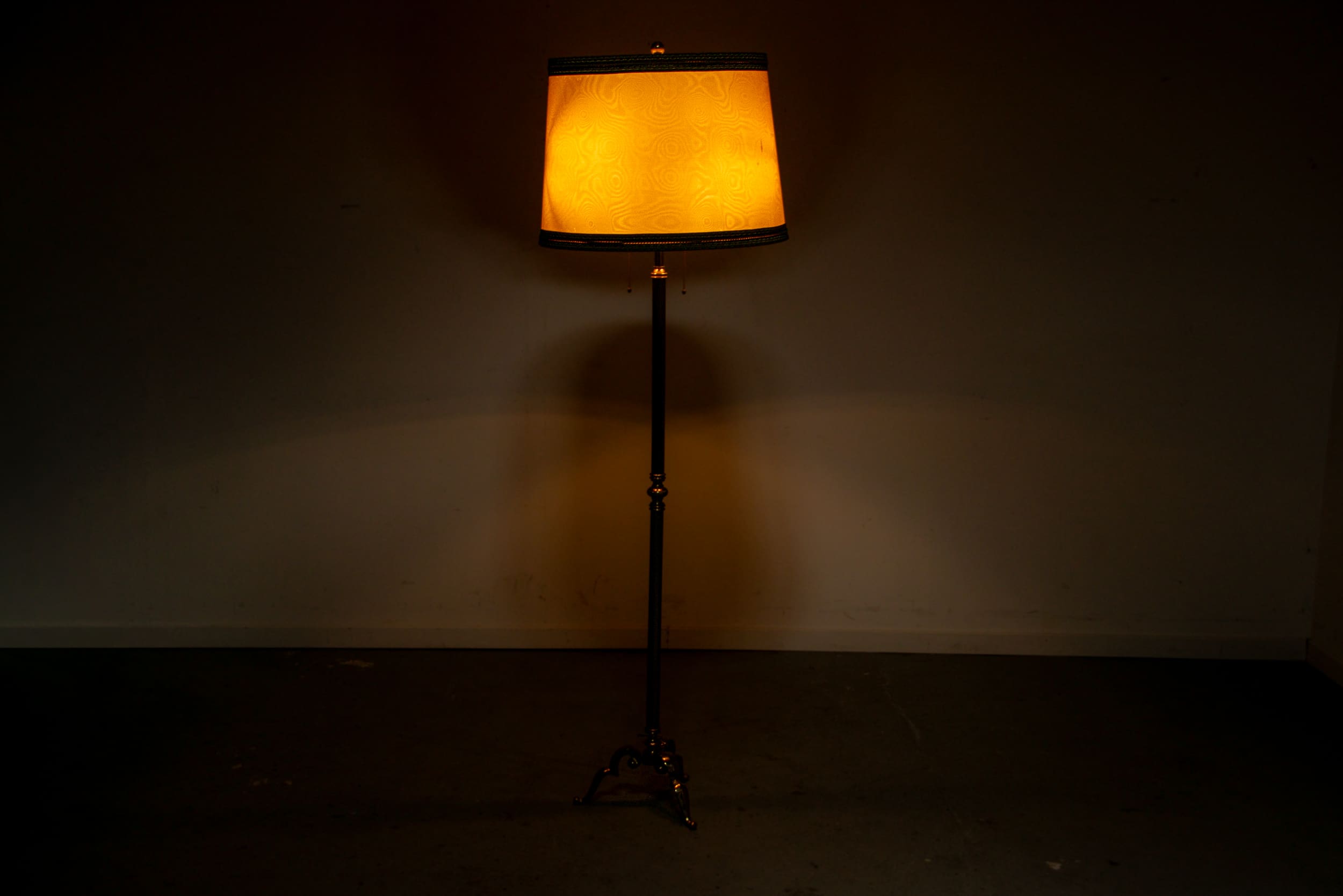 Mid-century brass floor lamp. Circa 1970.