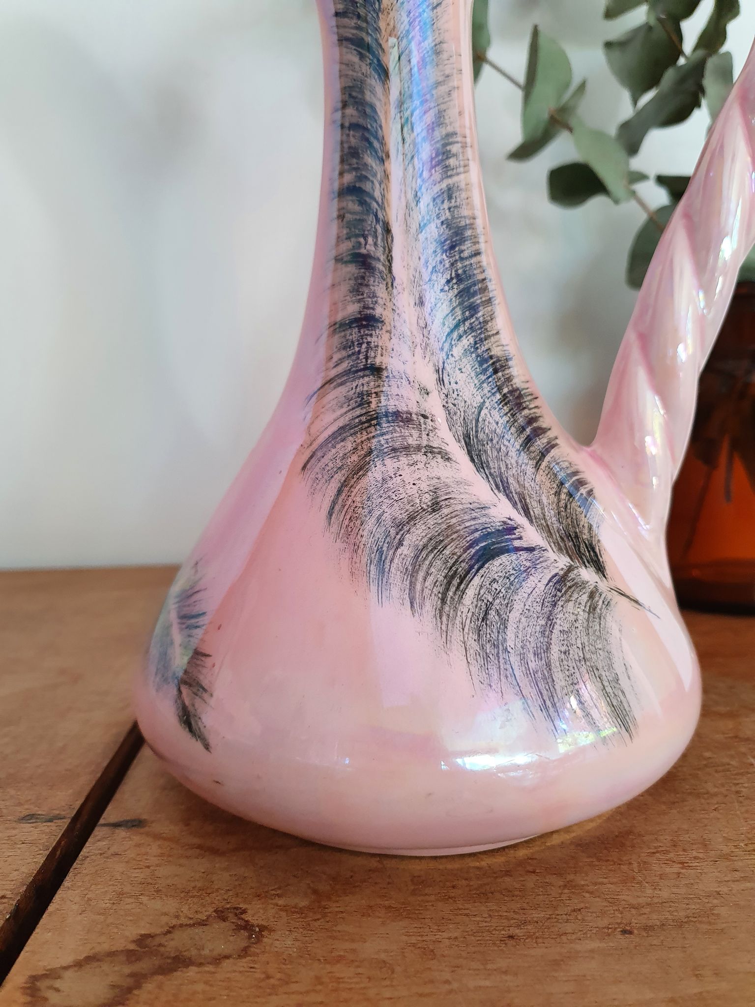Pearly decanter/vase