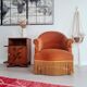 Fauteuil crapaud en velours doré