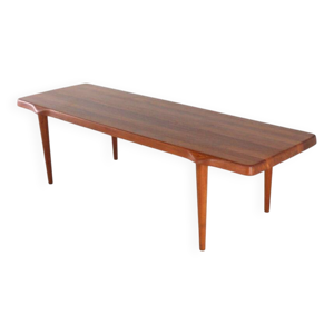 A. Mikael Laursen pour - john