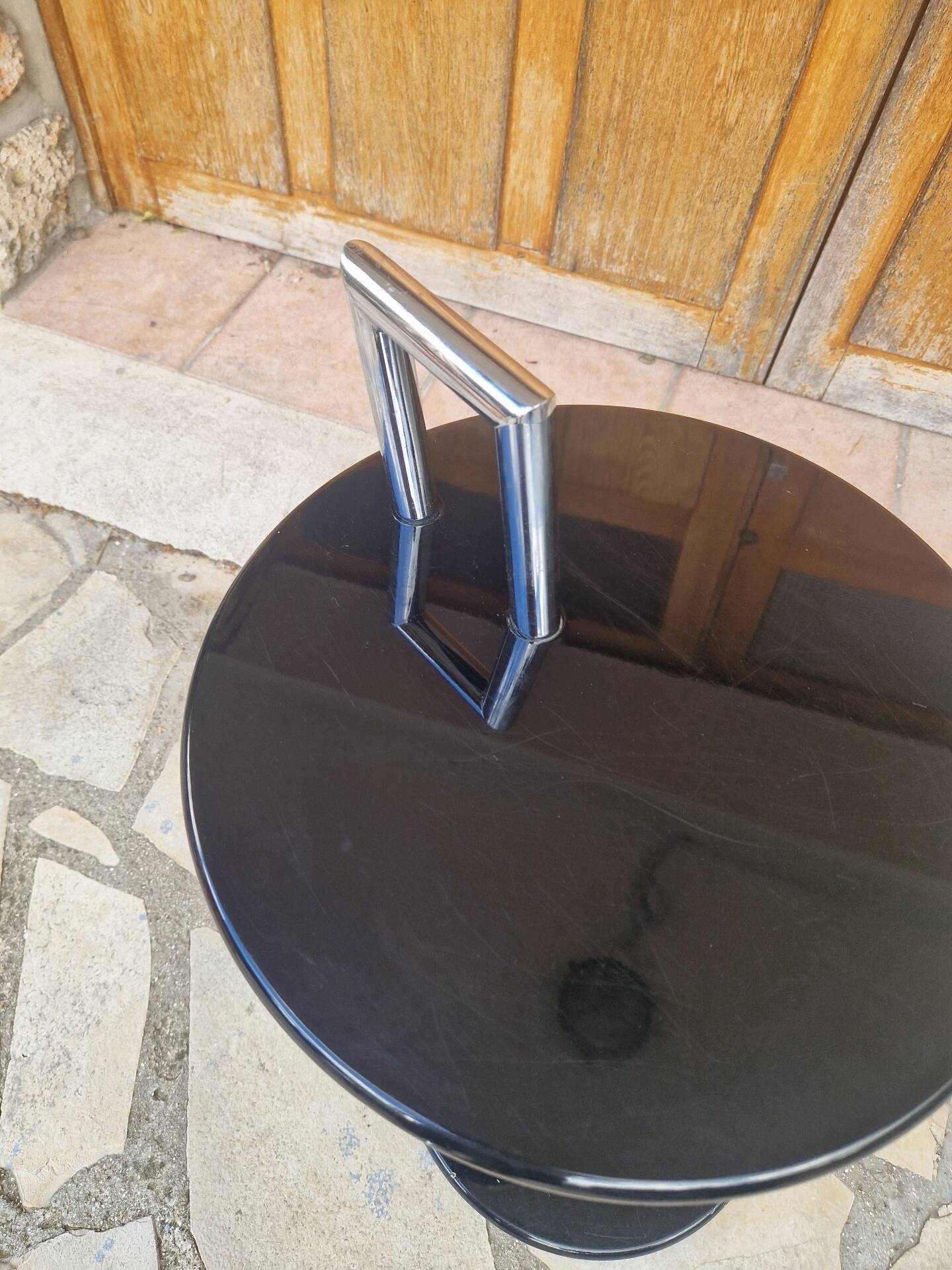Gueridon table design Eileen Gray vintage