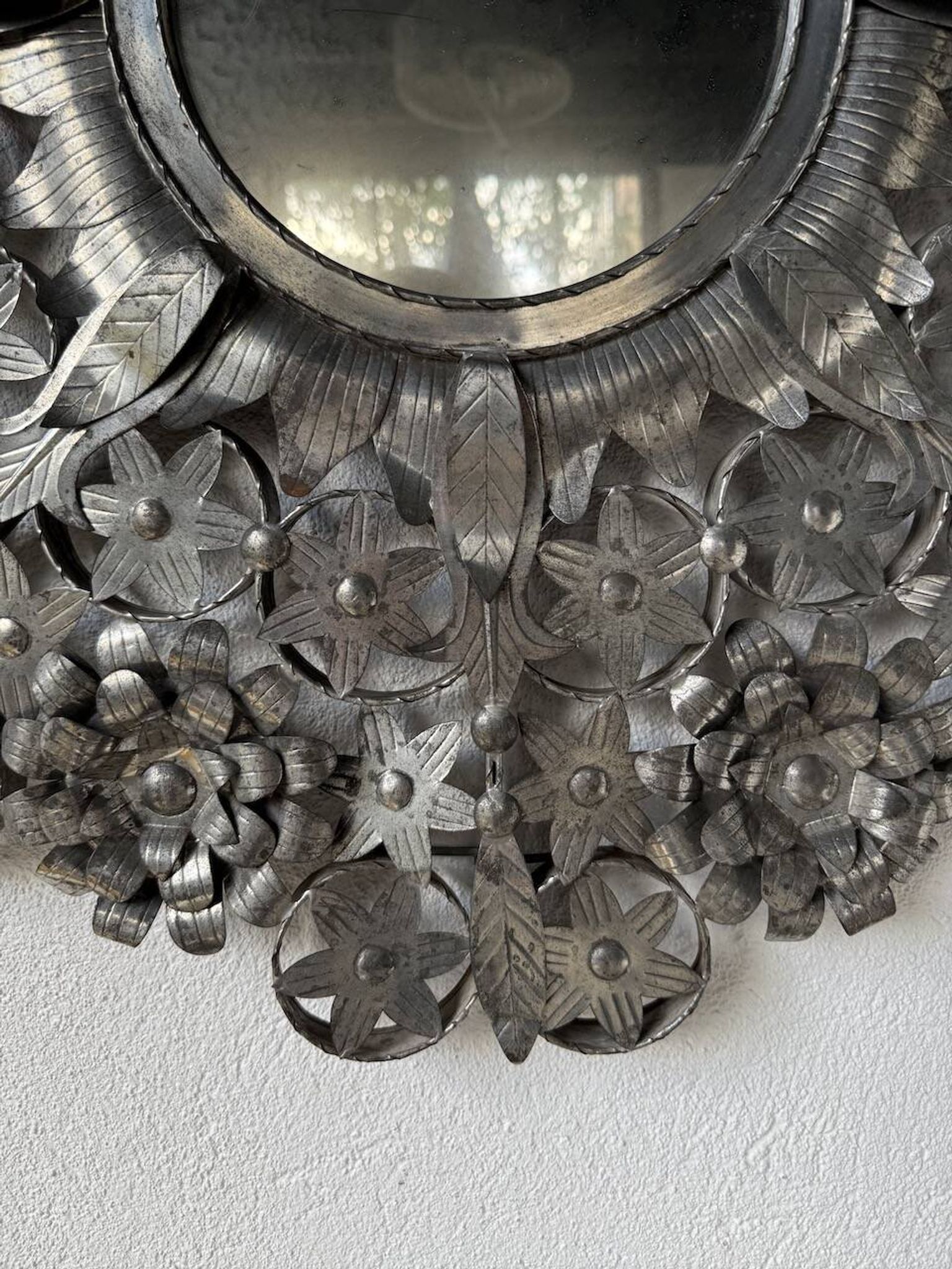 Miroir mexicain vintage en métal