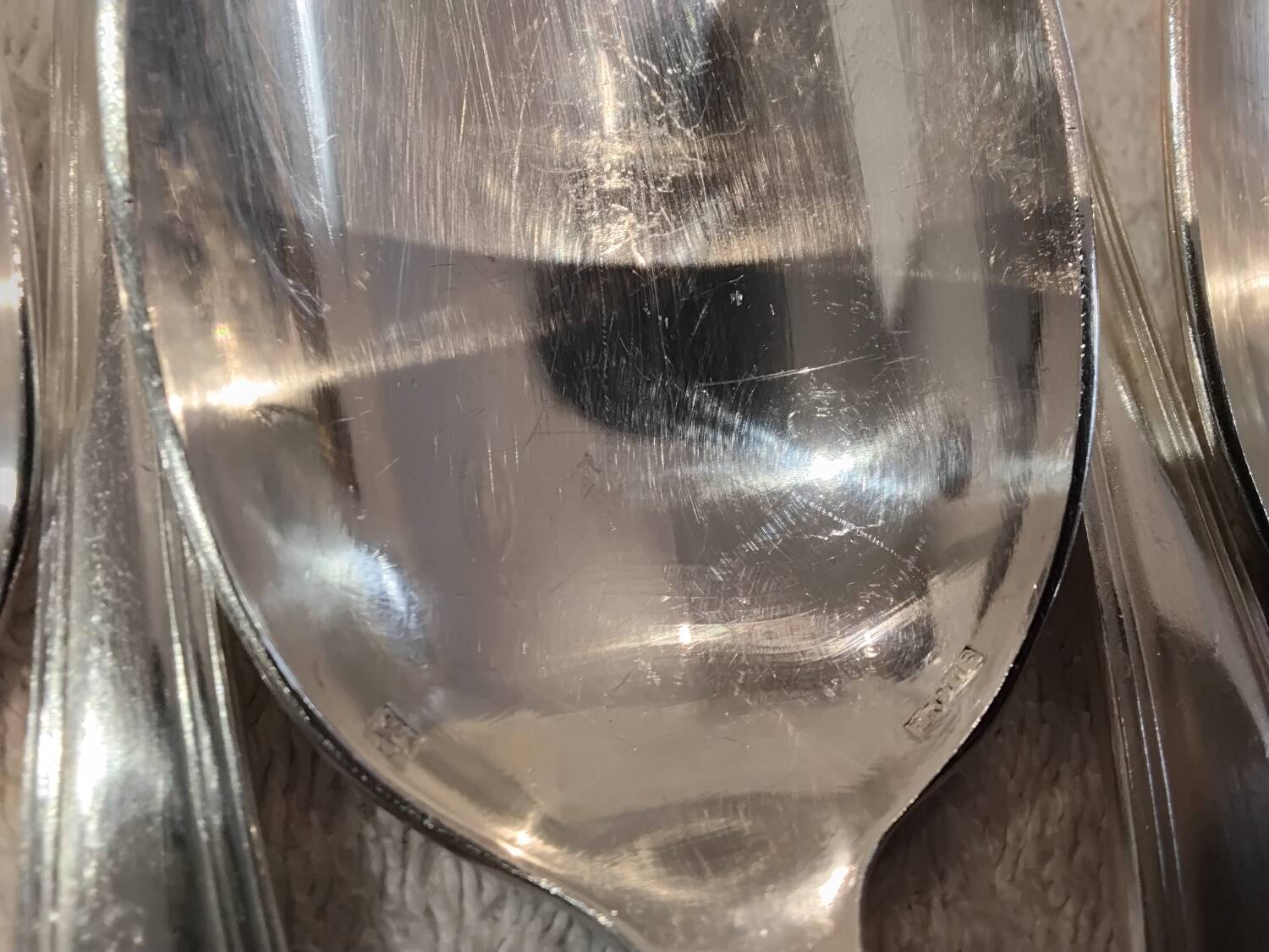 12 silver-plated metal soup spoons, Ercuis silversmith, Mousseline pattern, 22.1cm