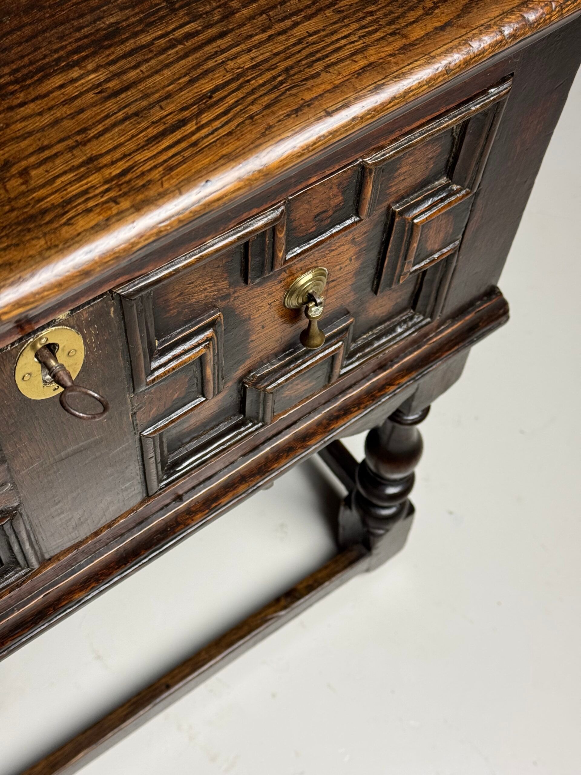 English dresser 17th century