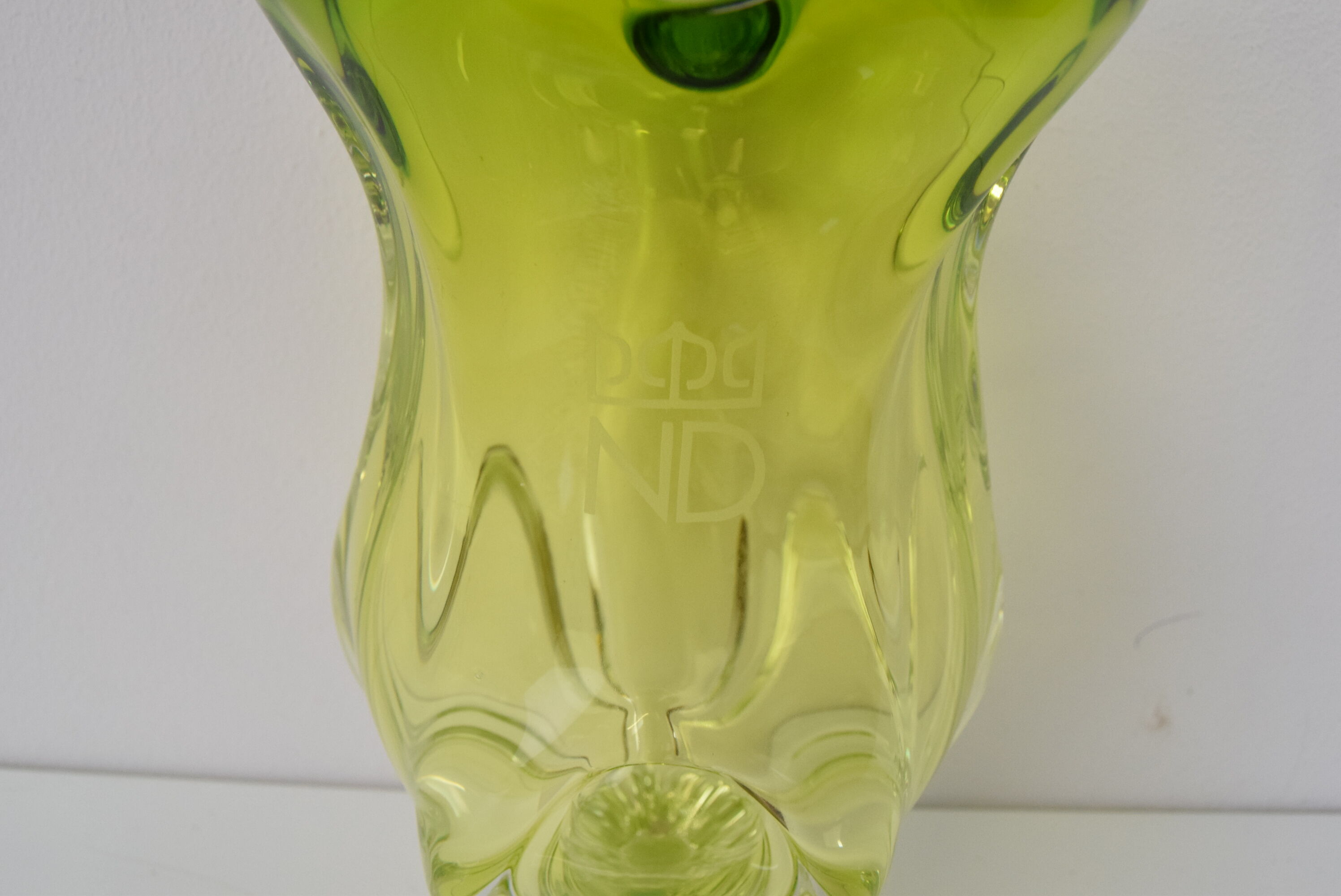 Art Glass vase designed by Josef Hospodka in the former Czechoslovakia in the 1960's