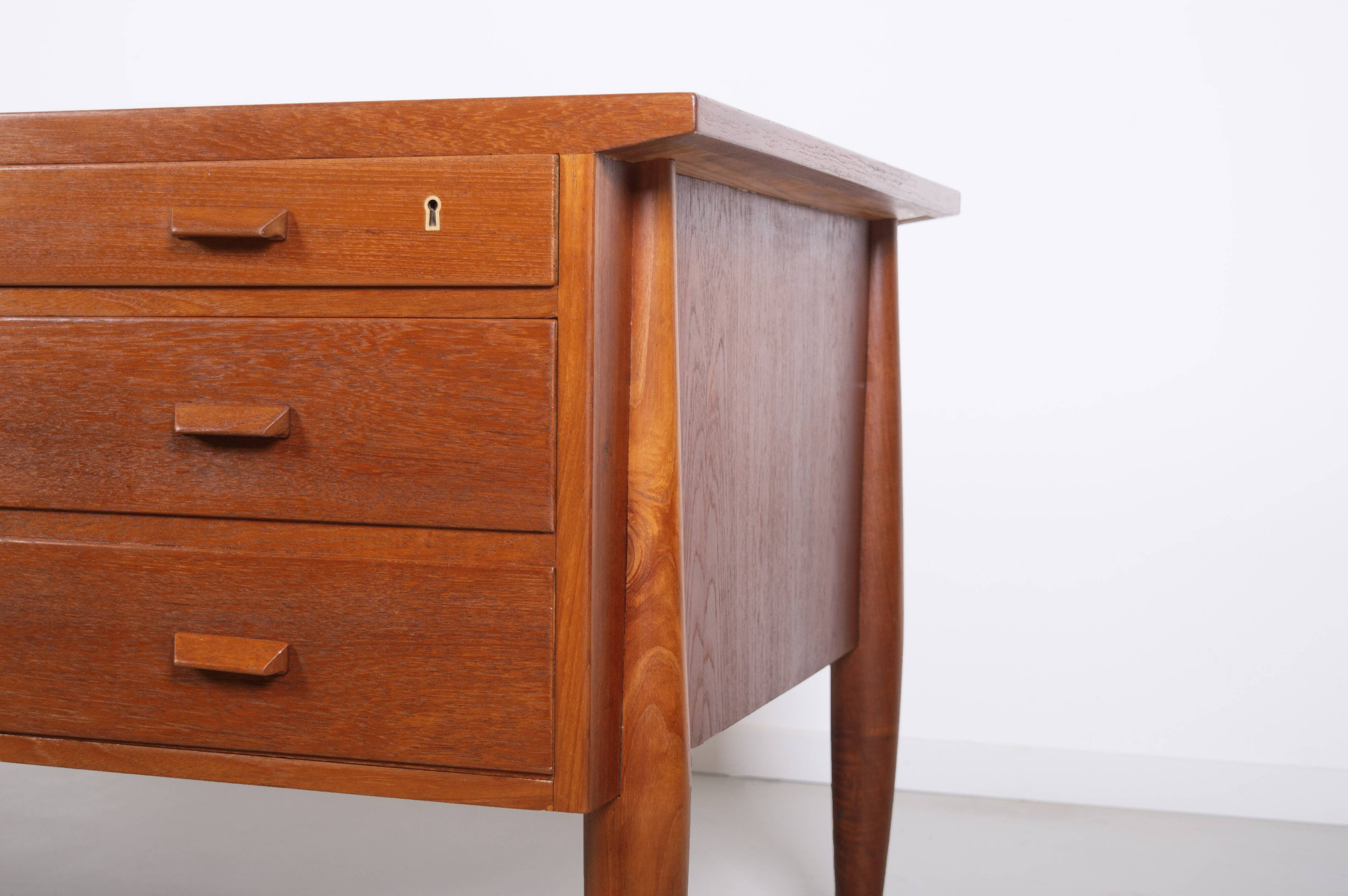Scandinavian teak desk - 1960