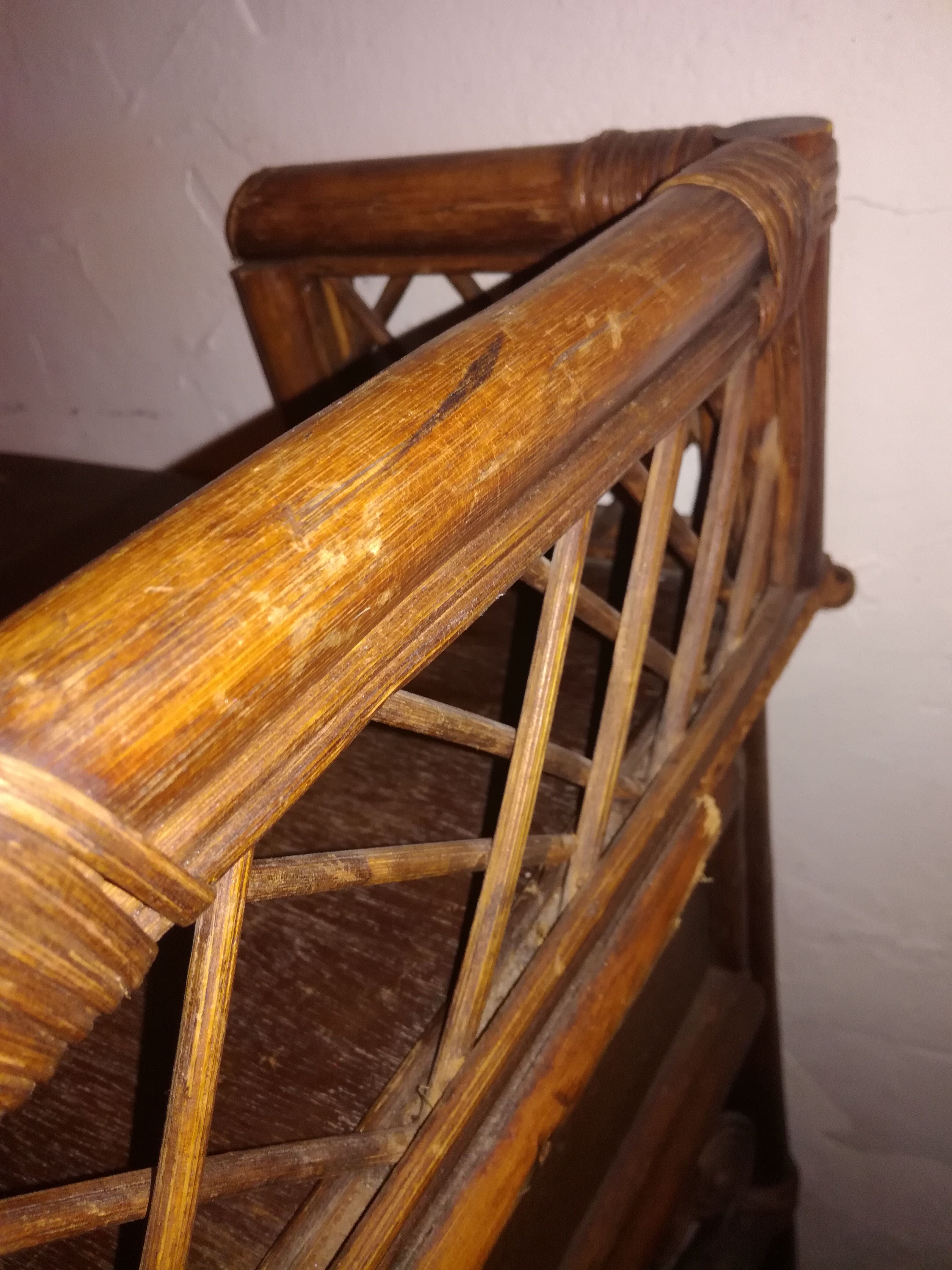 Bamboo and rattan extra furniture hairdresser