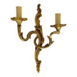 Ancienne applique murale à double feux en bronze, feuille d'acanthes. Années 50