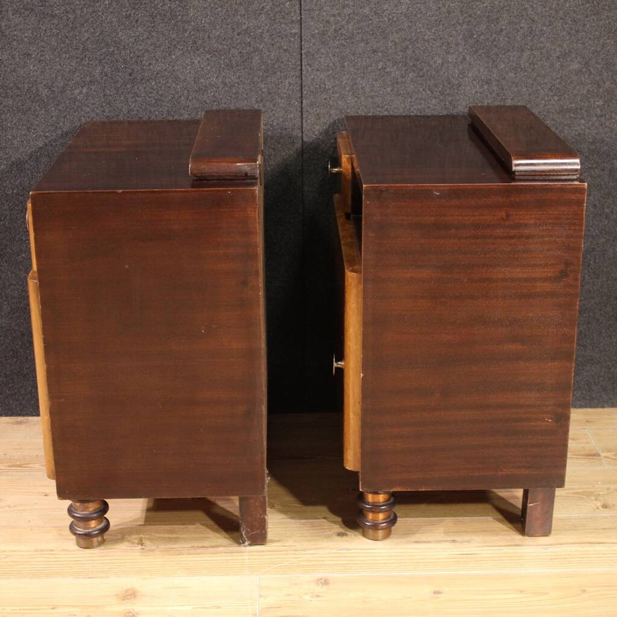 Paire de tables de chevet italiennes, années 1960