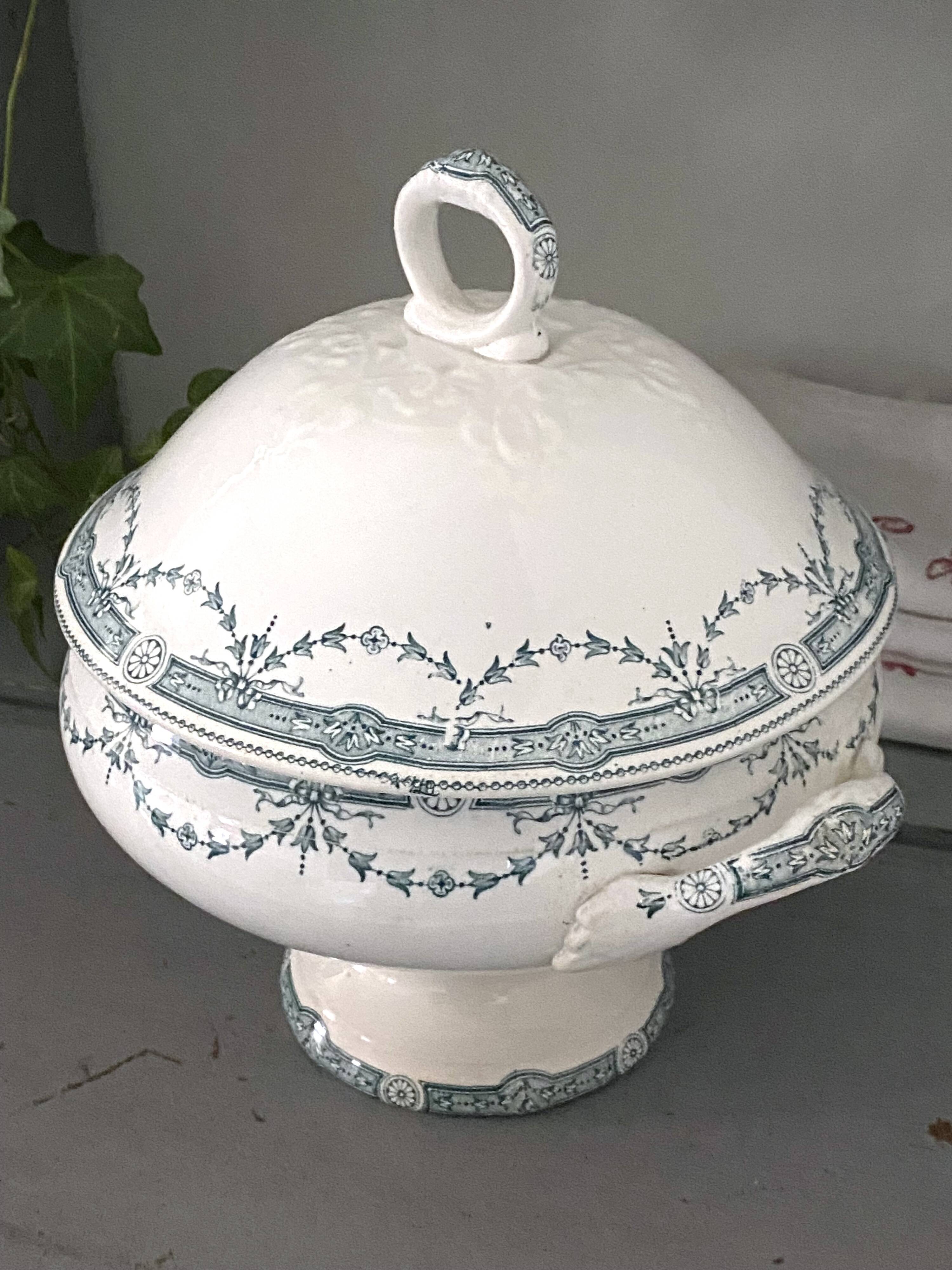 Moulin des Loups Soup Tureen