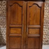 Wardrobe in solid wood