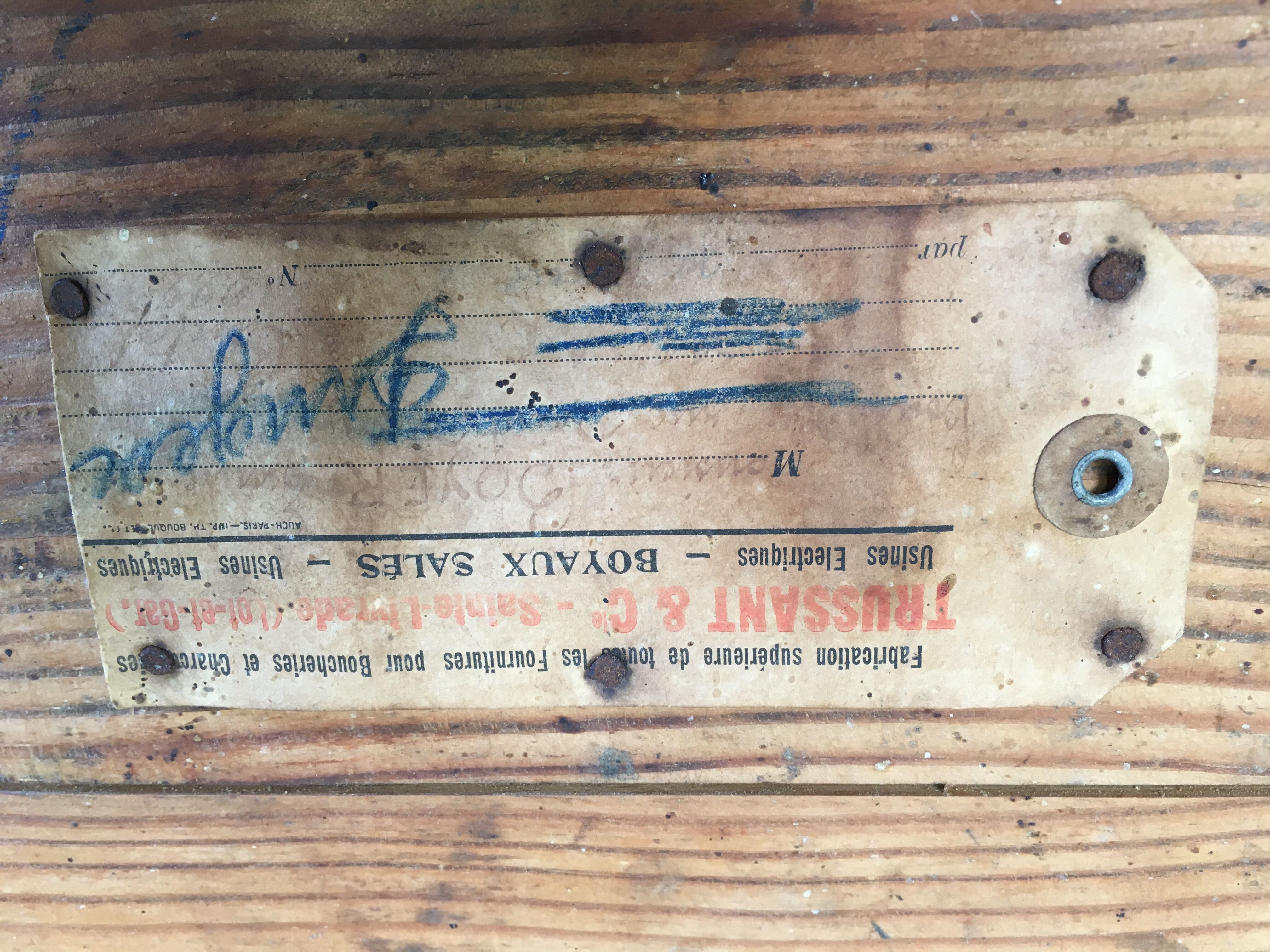 Trussant butcher's log and coe