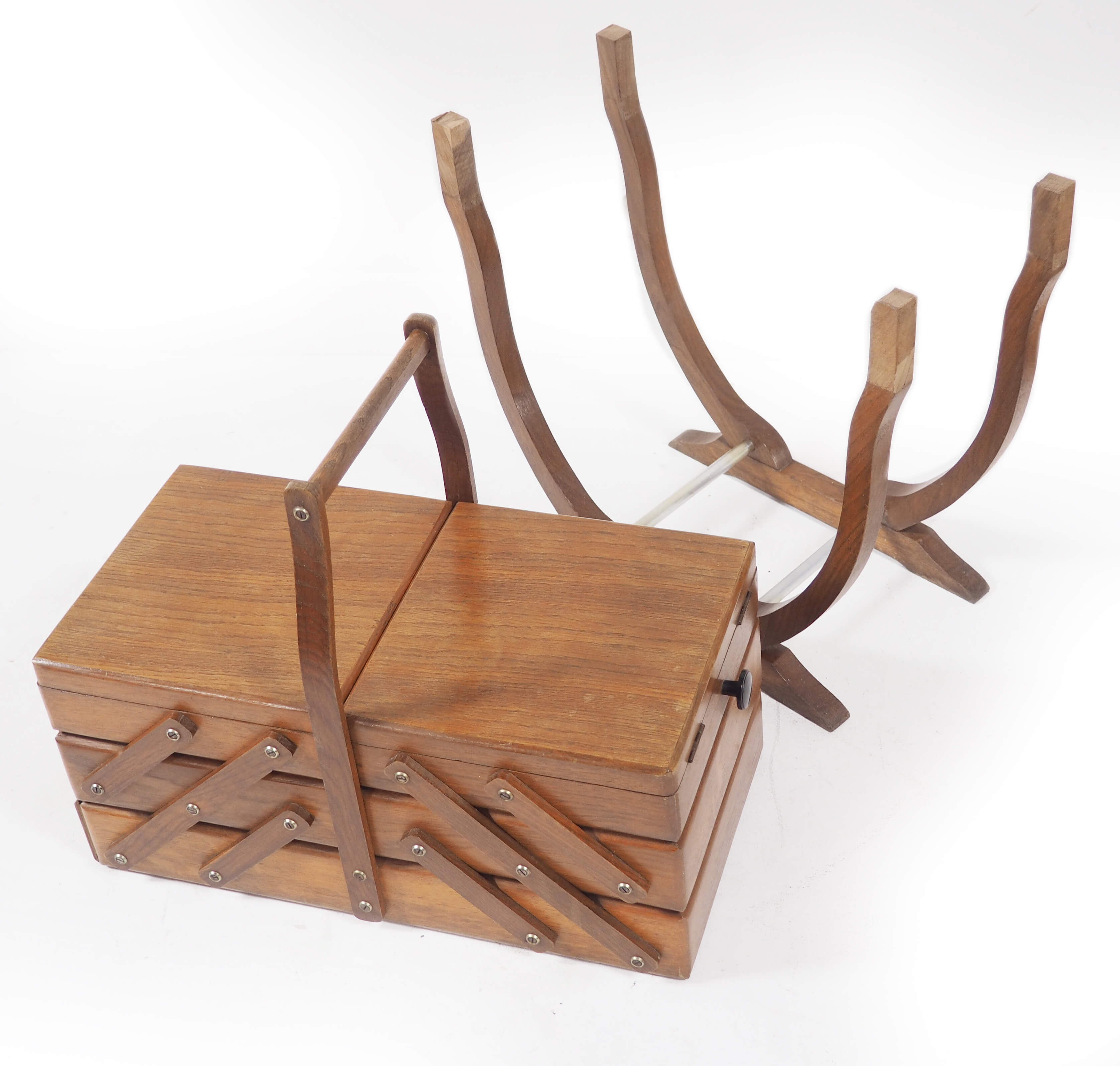 Worker on foot years 40