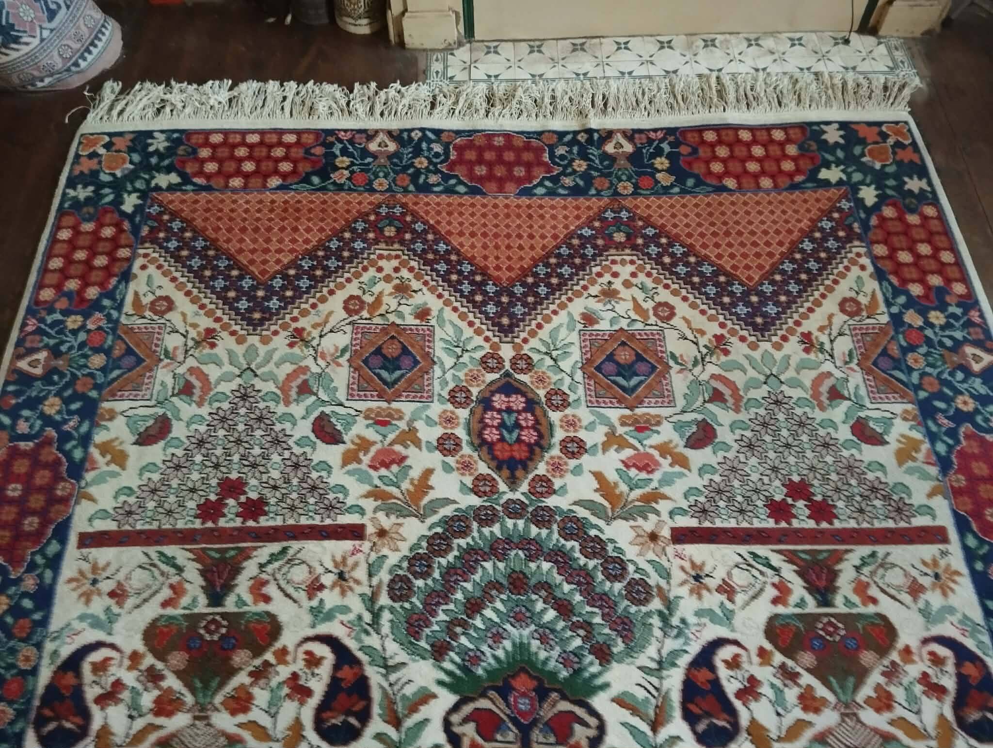 Handmade Kairouan Berber rug 304x203cm