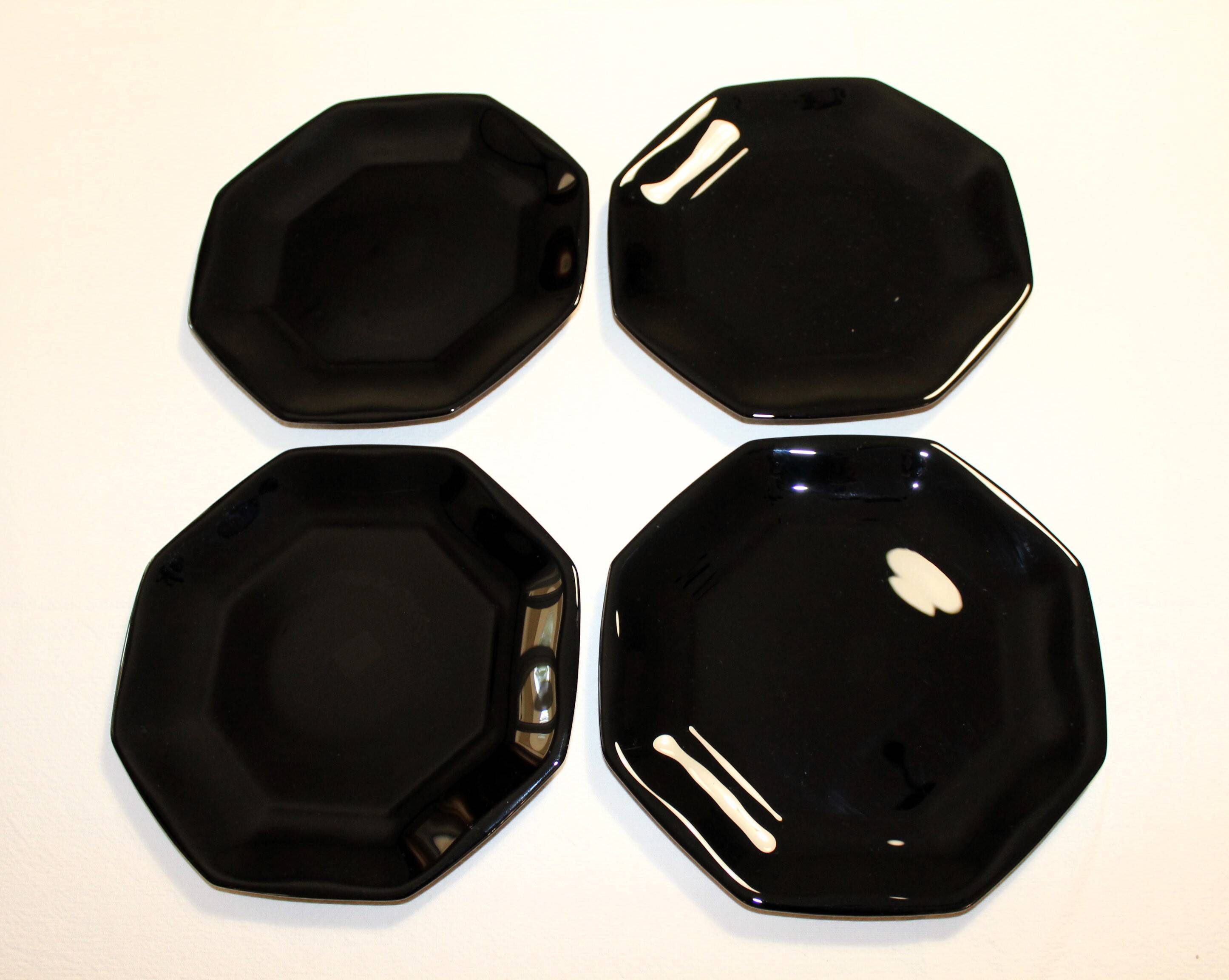 4 black Arcoroc "Octime" dessert plates (set 2)