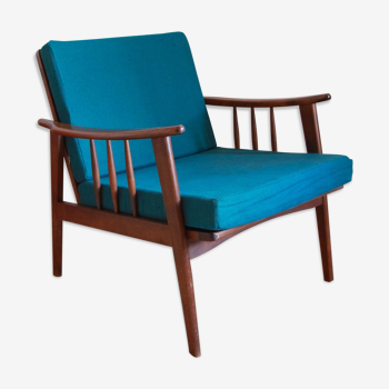 Scandinavian armchair in teak