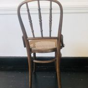 Paire de chaises signées Thonet