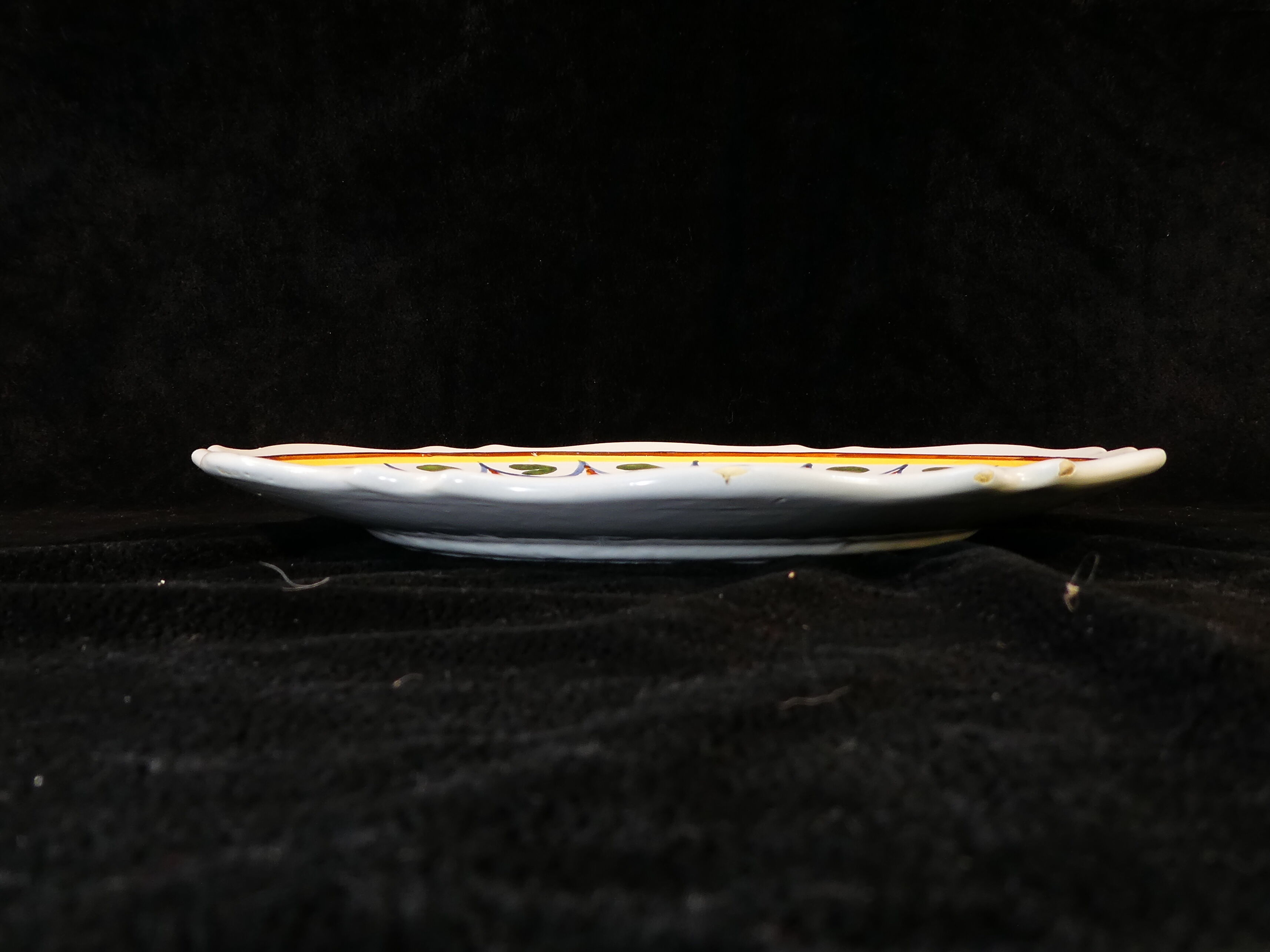 Plate in Faience of MALICORNE signed Emile TESSIER decor bird