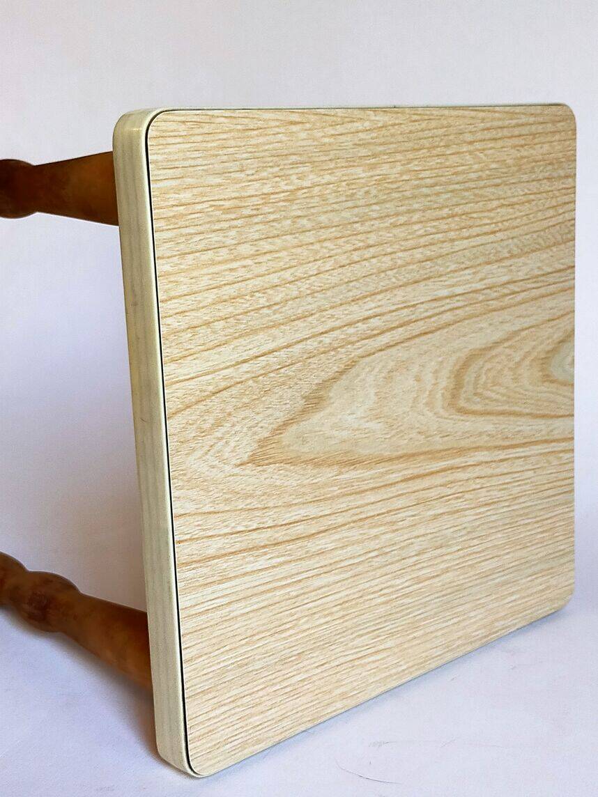 Saddle with turned wooden legs