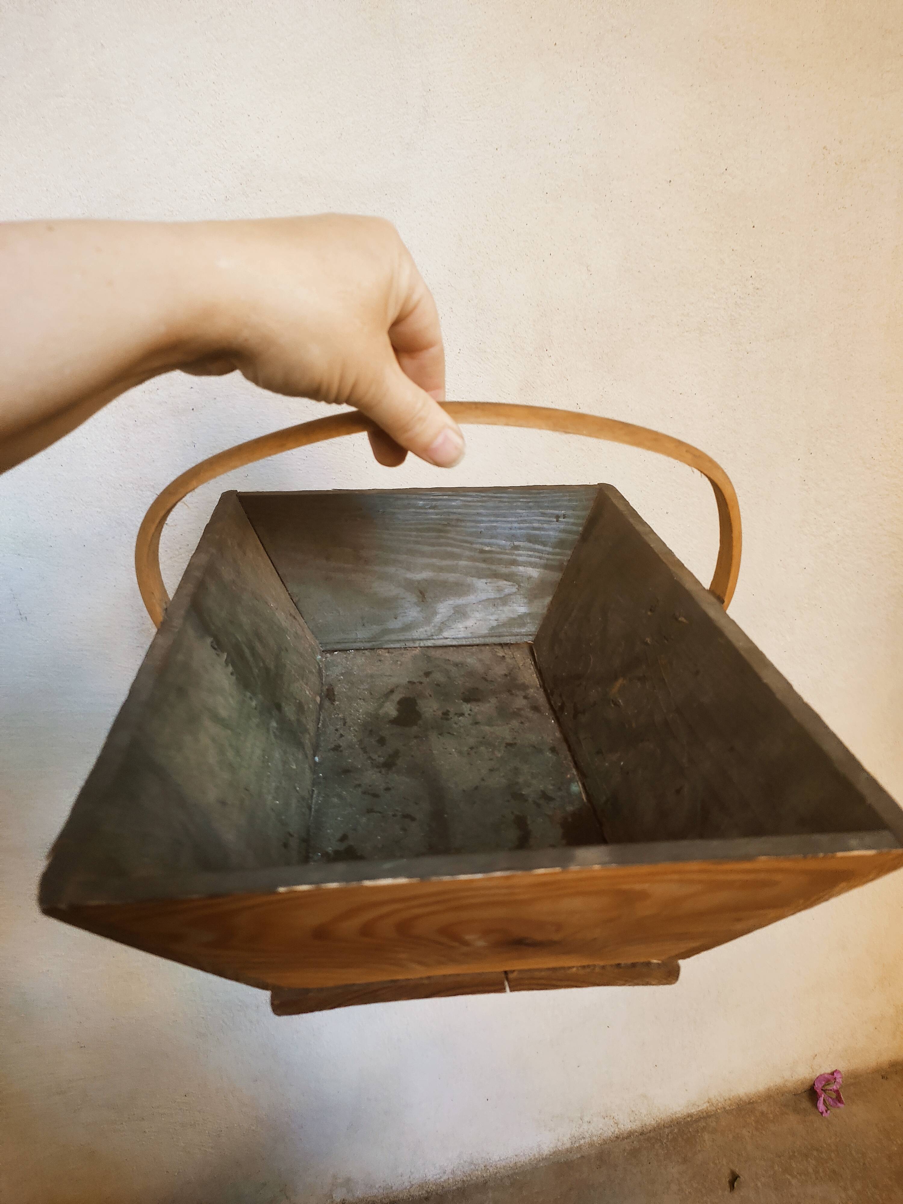 Wooden picking basket