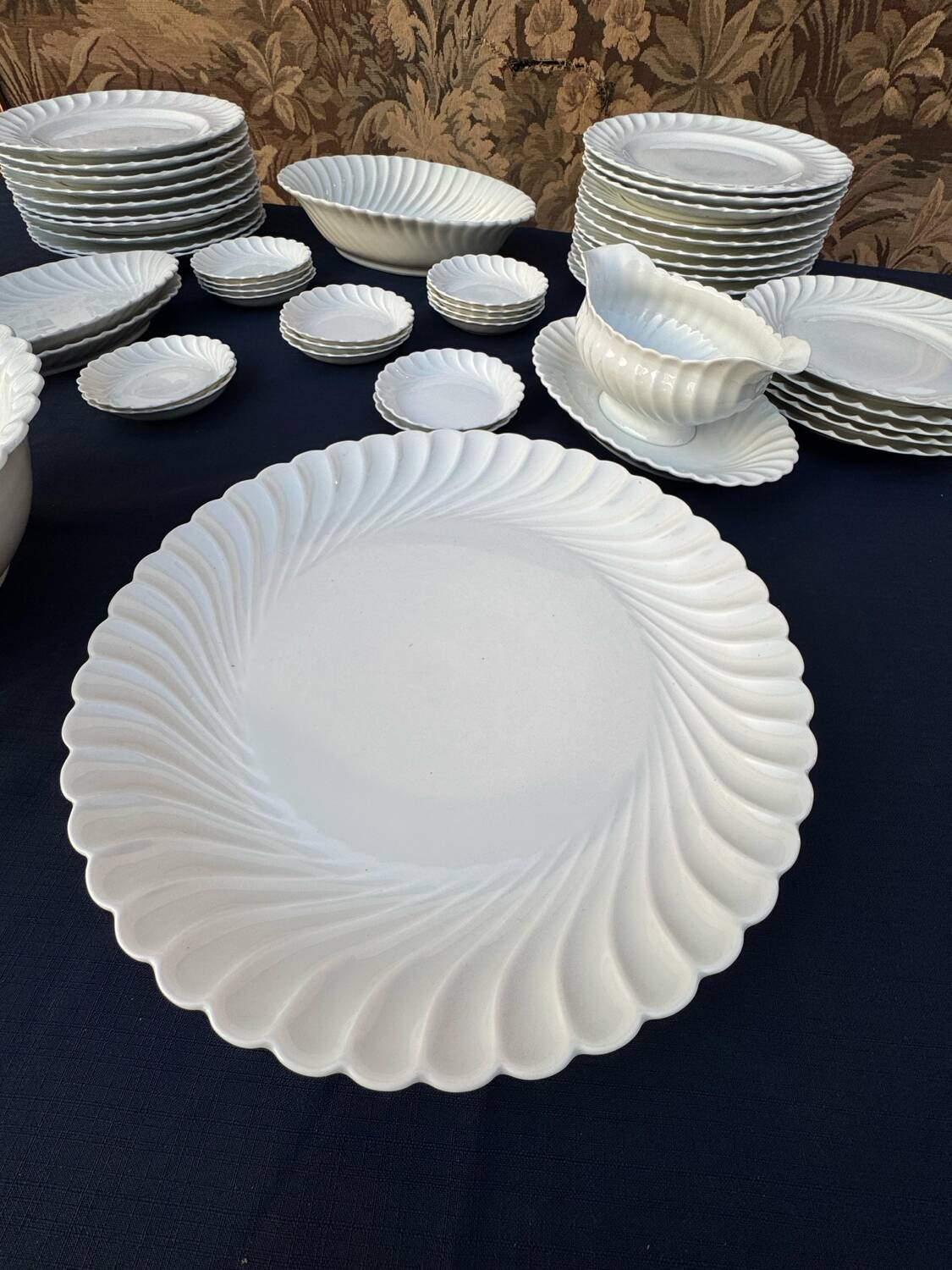 Antique and important Haviland Limoges Porcelain Dinner Service