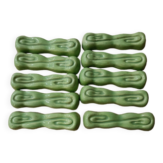 Dix portes couteaux verts céramique
