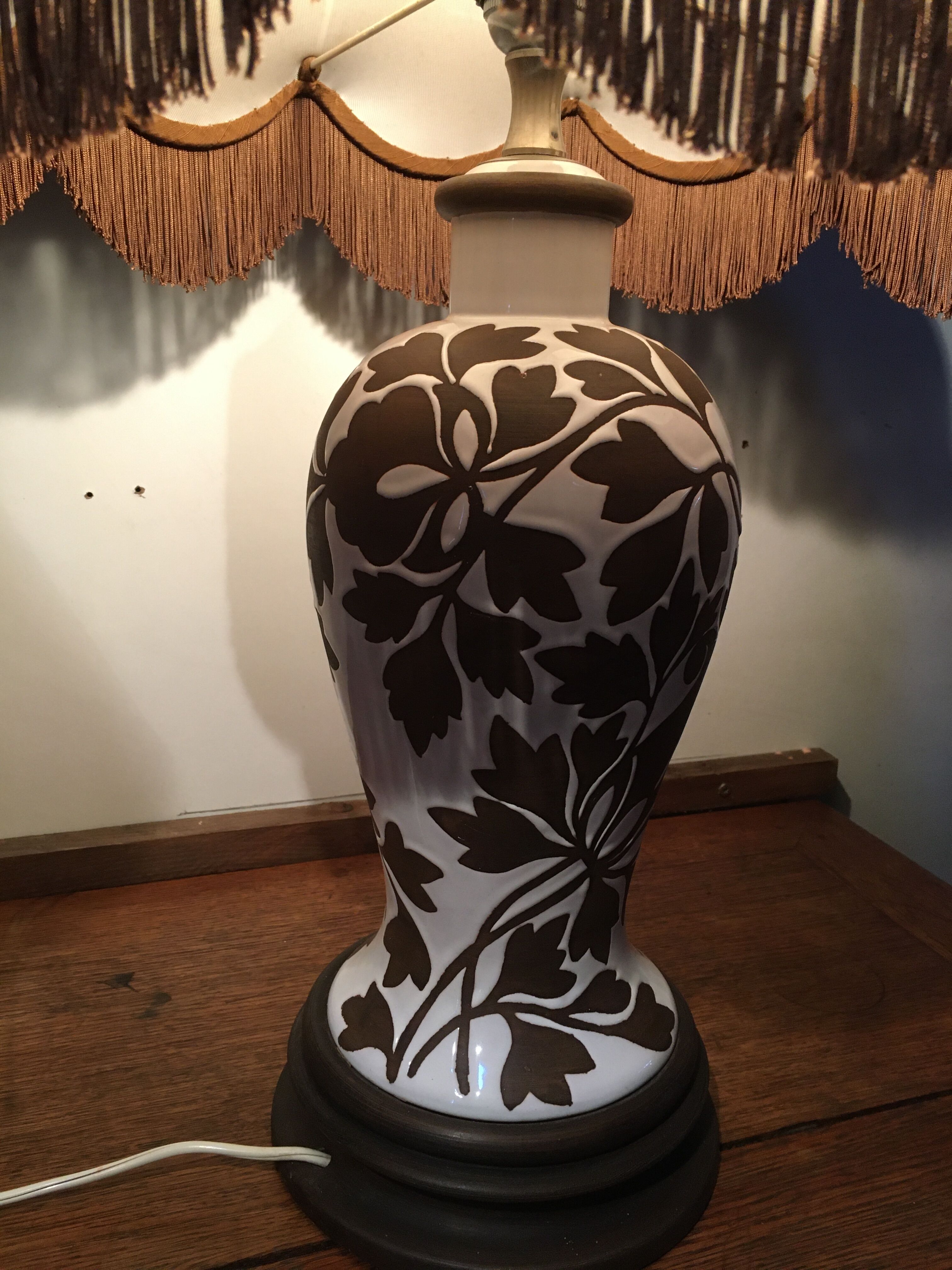 Ceramic lamp and wooden base from the 70s