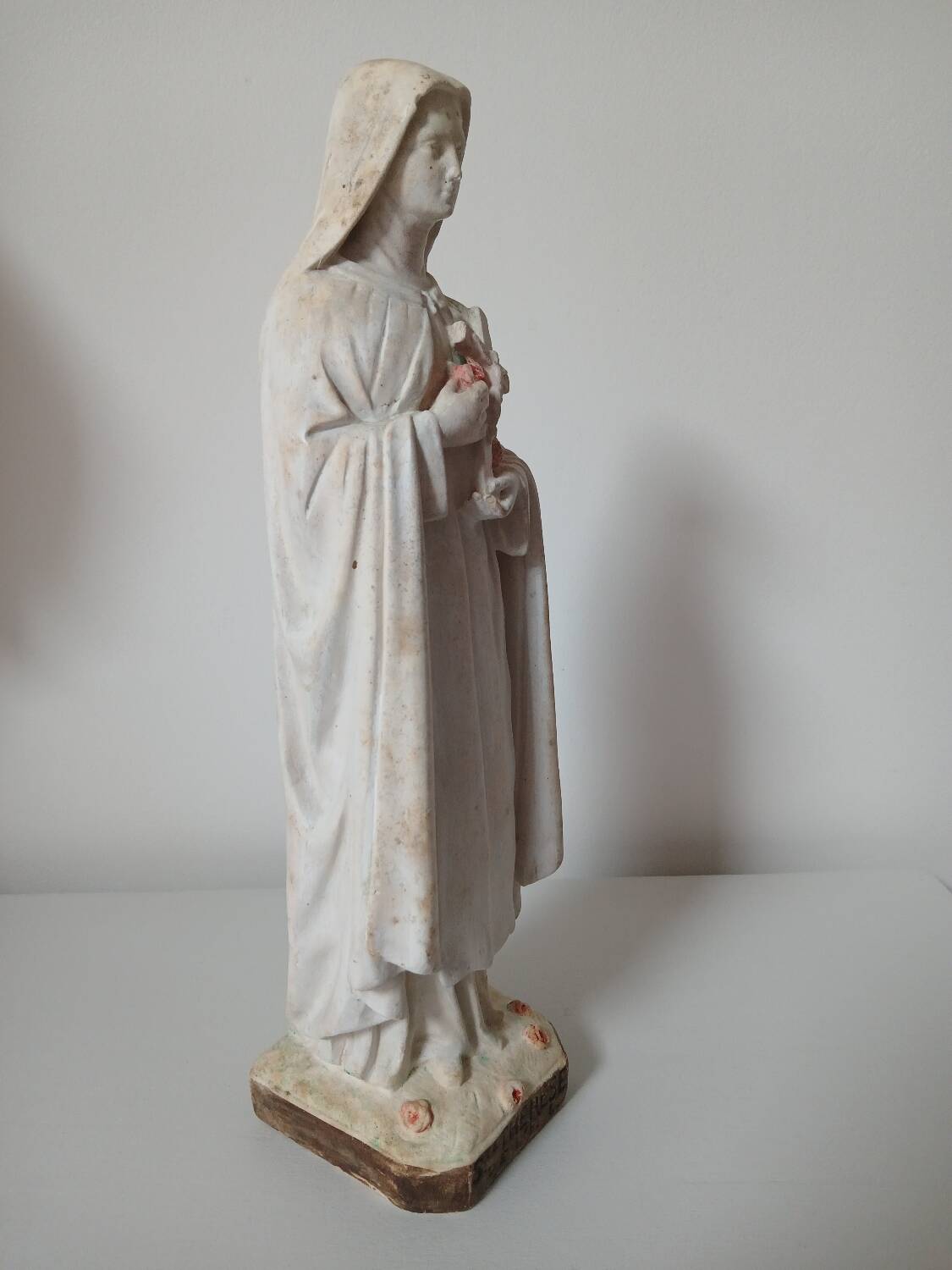 Statue of Saint Thérèse