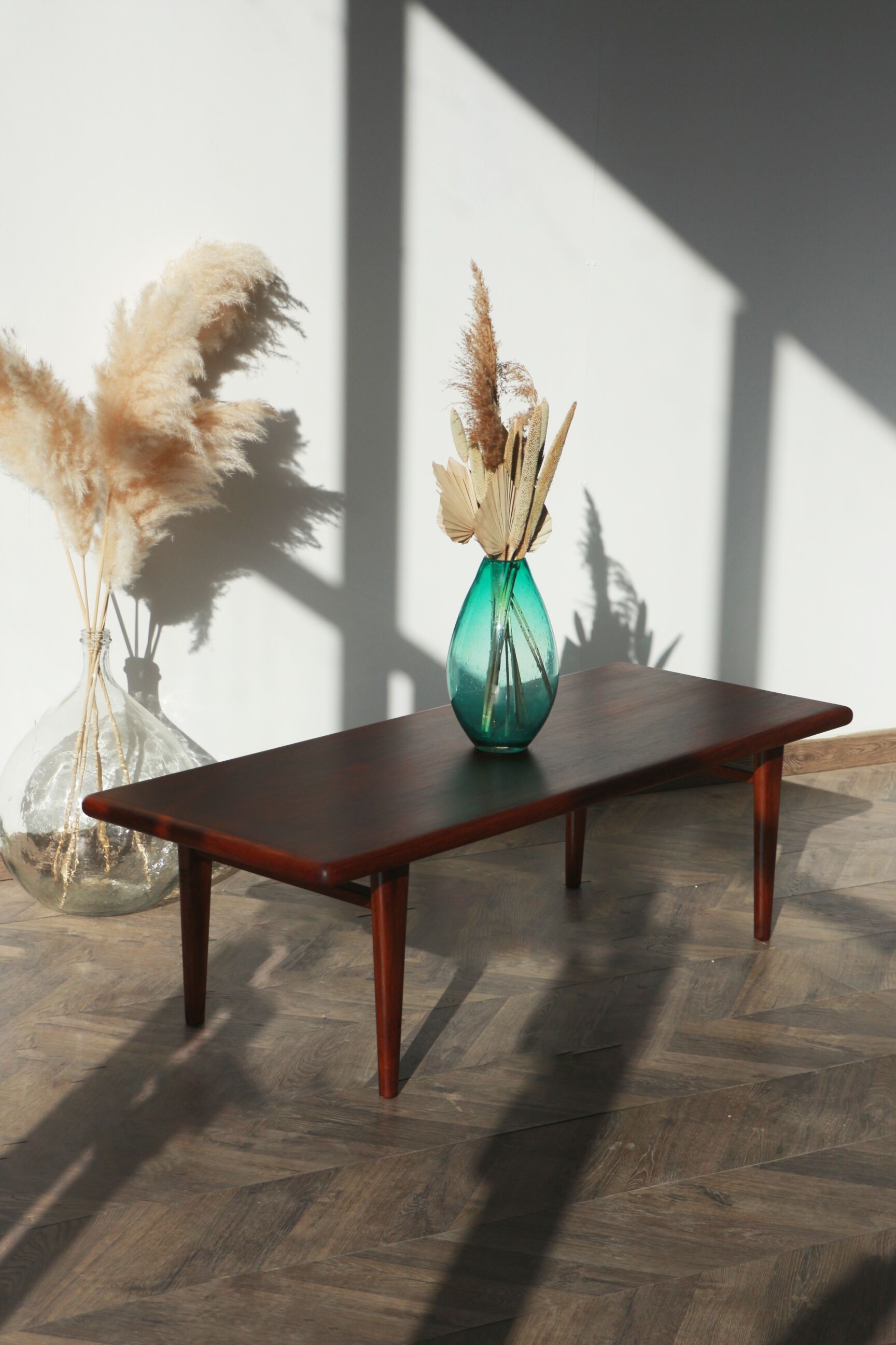 Coffee table - Rosewood and Solid Teak