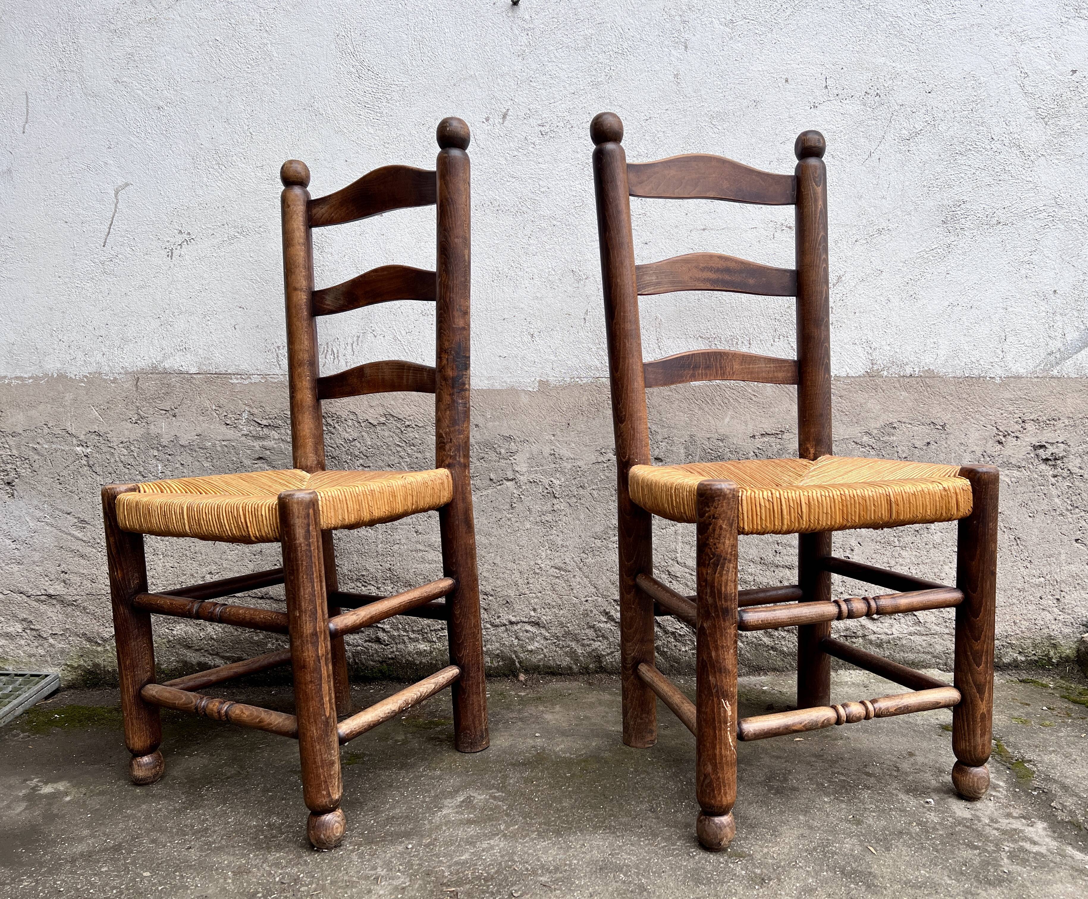 Pair of vintage Brutalist chairs made of wood and straw