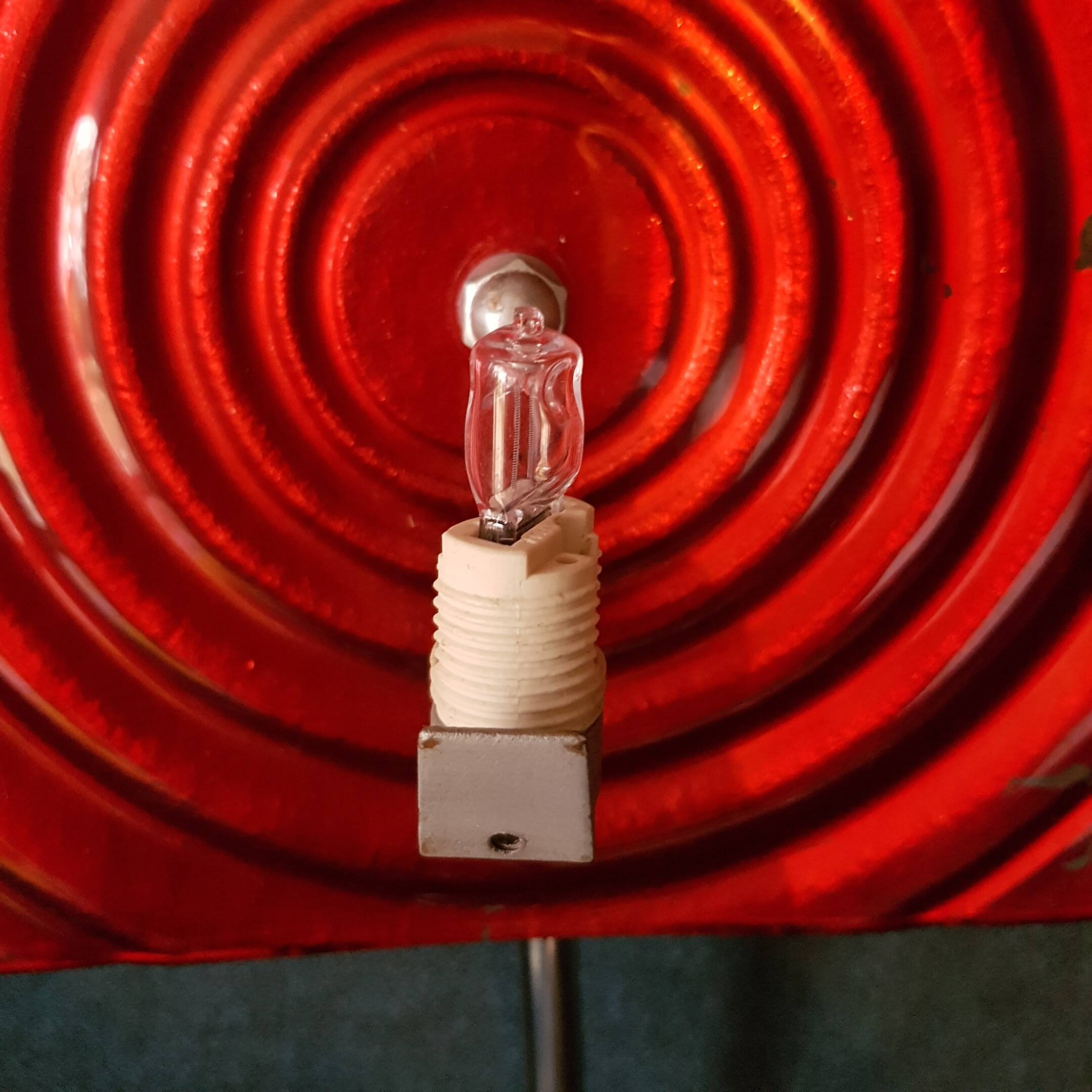 Late 70's psychedelic style reflective lamp