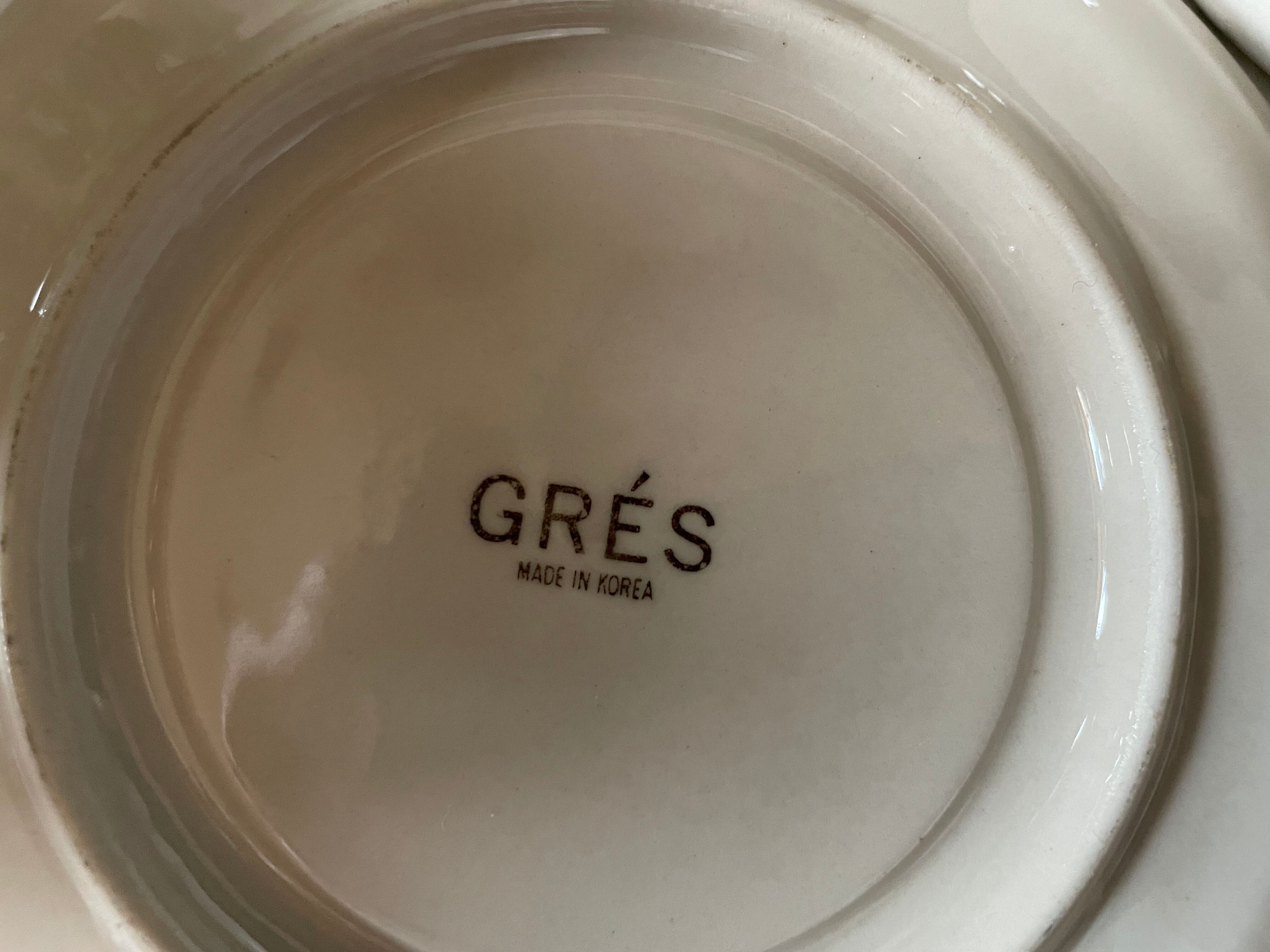 Vintage stoneware cups