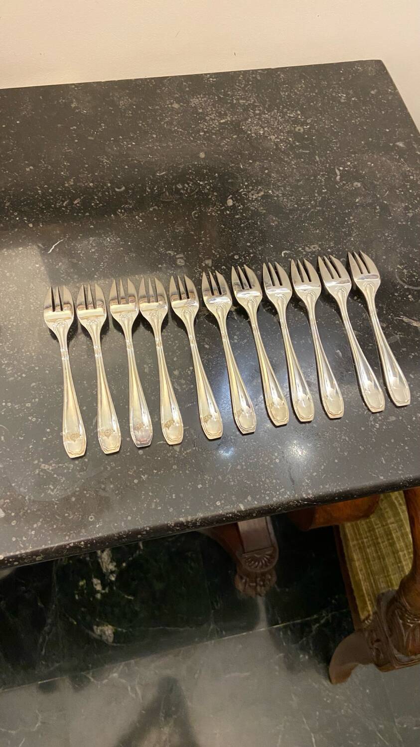 Set of 11 silver-plated cake/oyster forks Guildart 1960 vintage