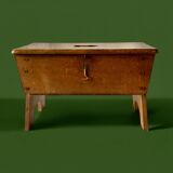 Rustic solid wood footrest