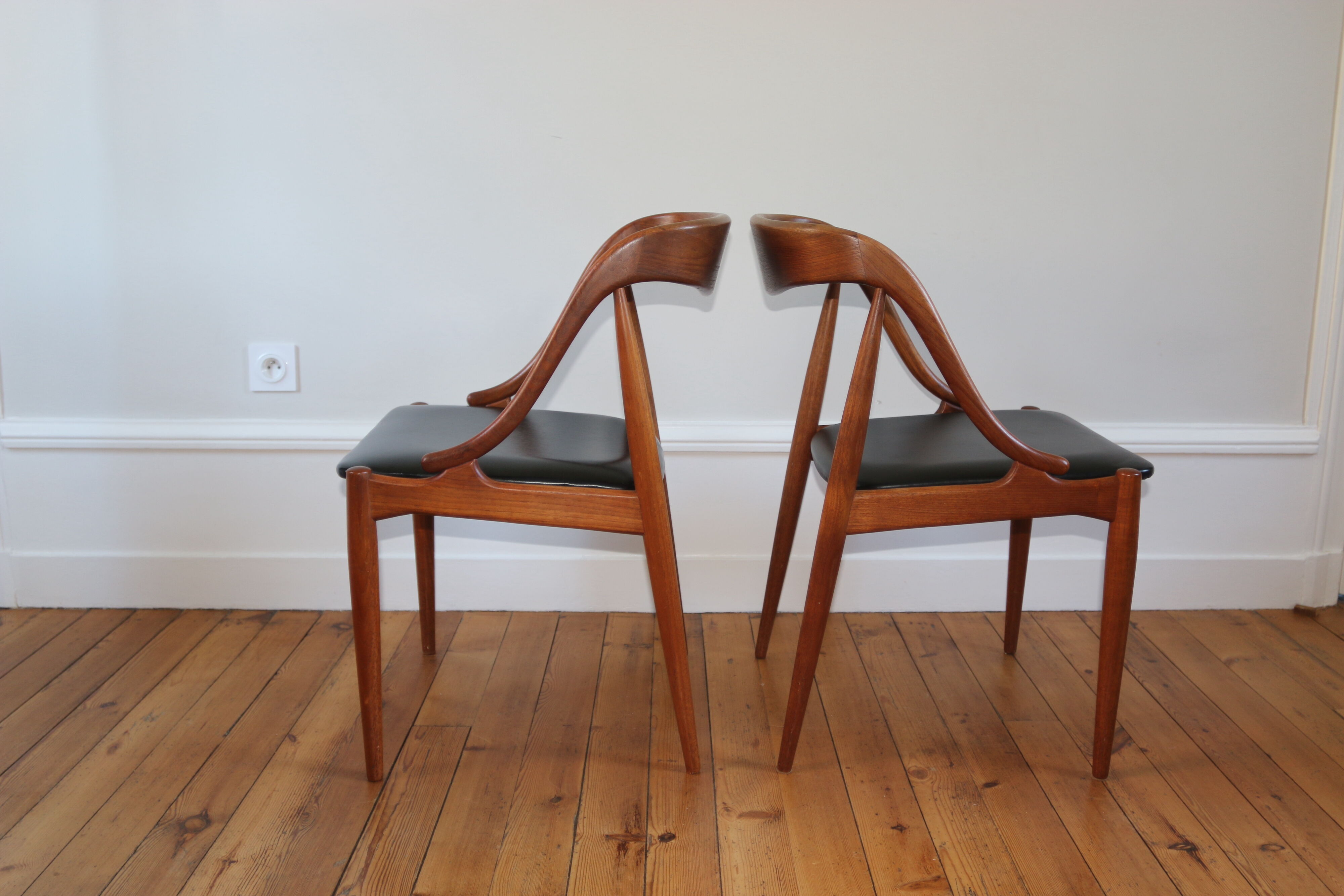 Pair of Scandinavian teak chairs Johannes Andersen 1960