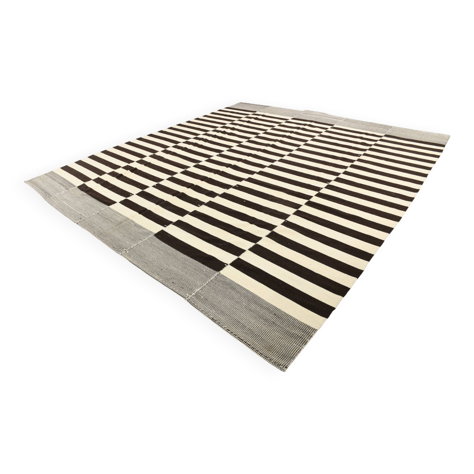Tapis Kilim vintage à rayures marron foncé et beige, 378 x 410 cm