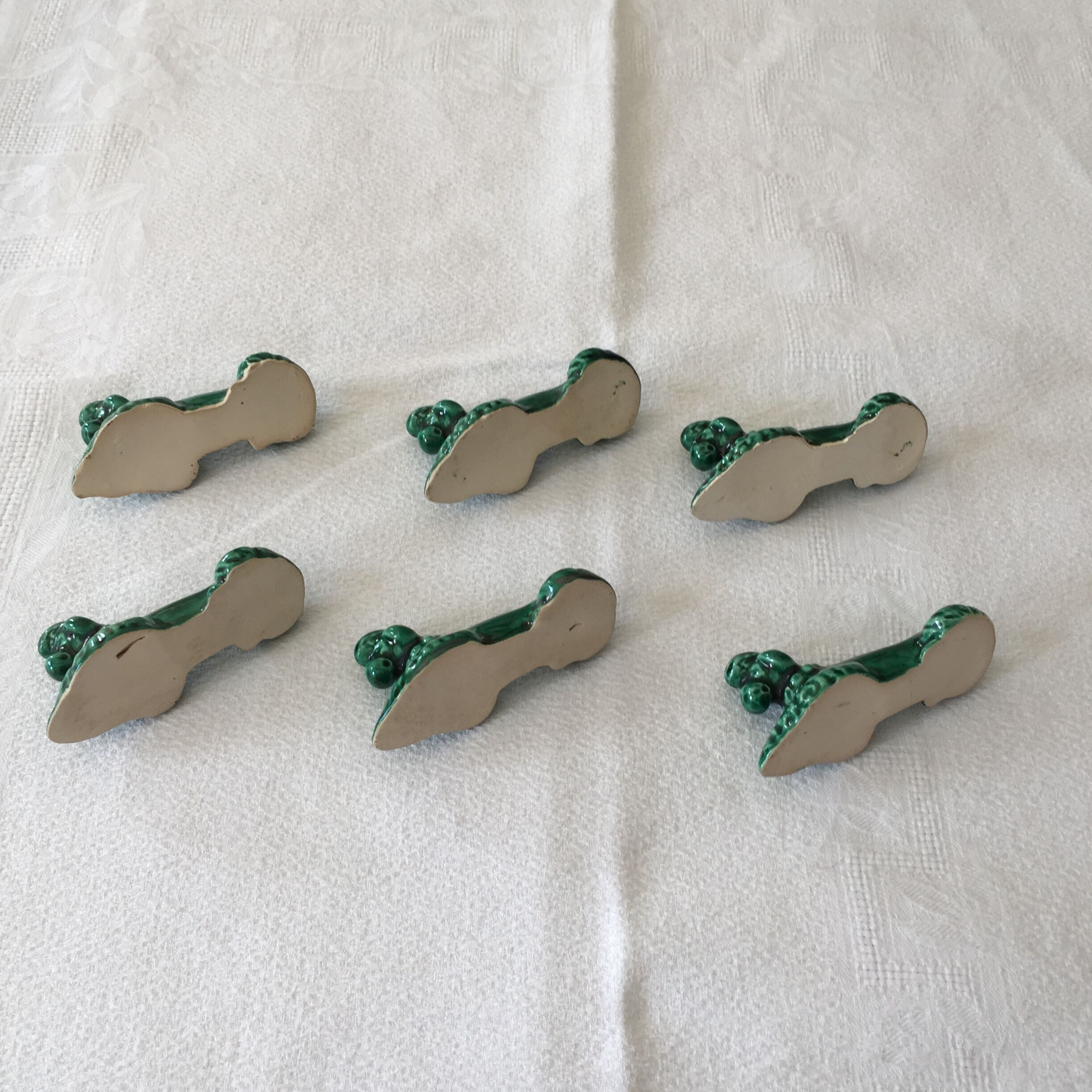 Six wears vintage green ceramic dog knives