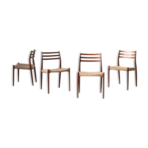 Set de 4 chaises de salle
