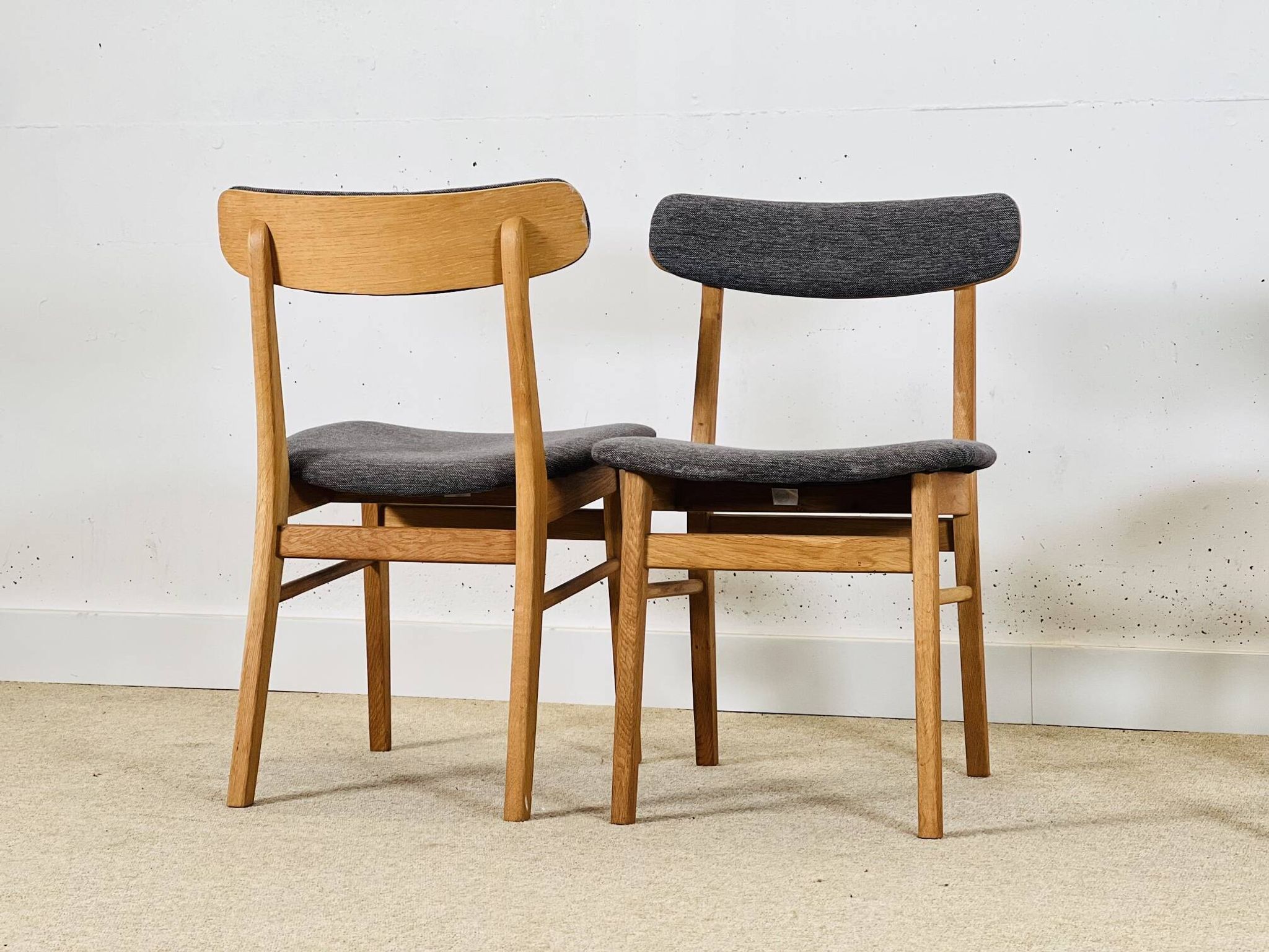 Ensemble de quatre chaises Farstrup danoises en chêne