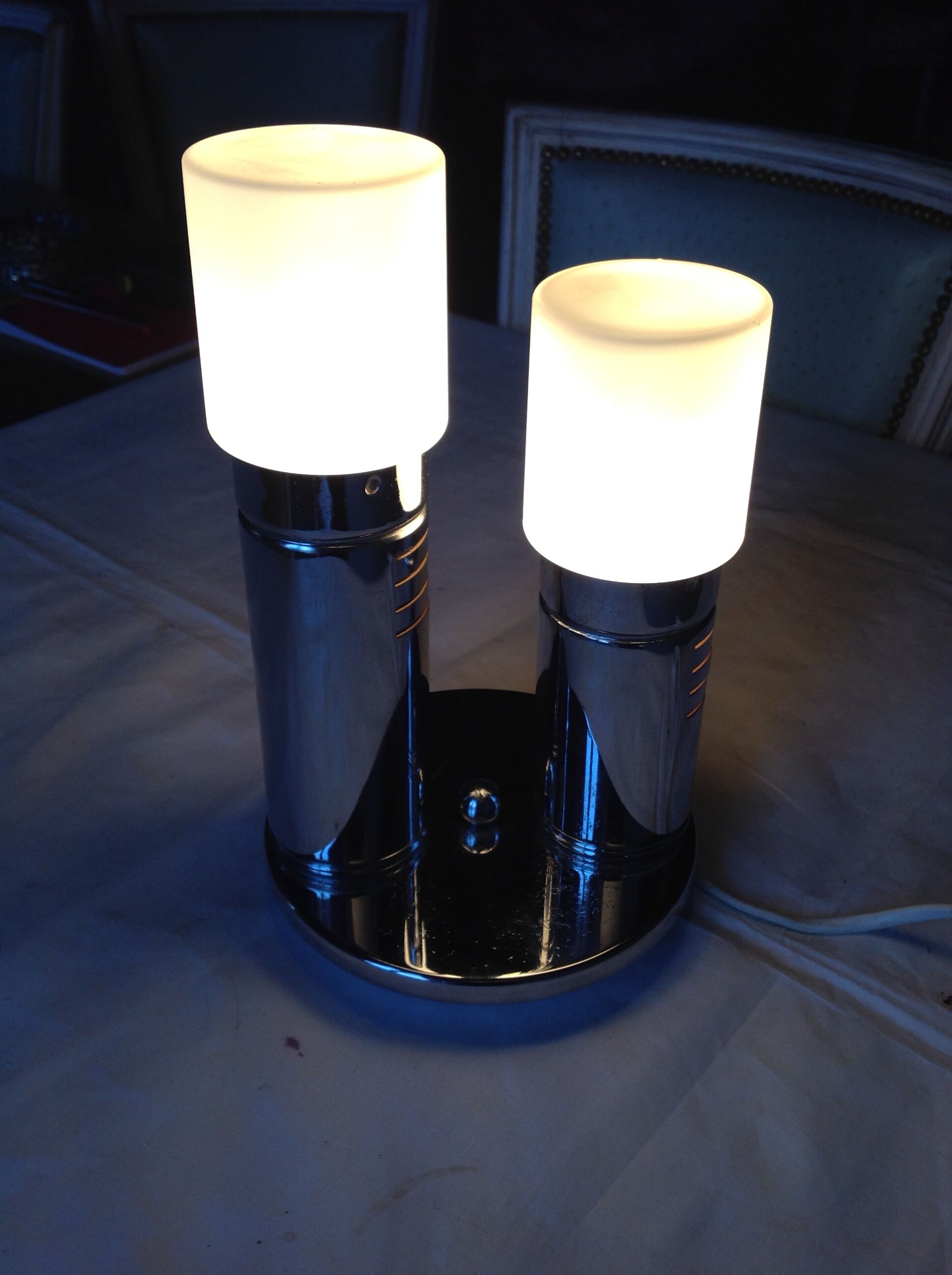 Lampe chromée année 70