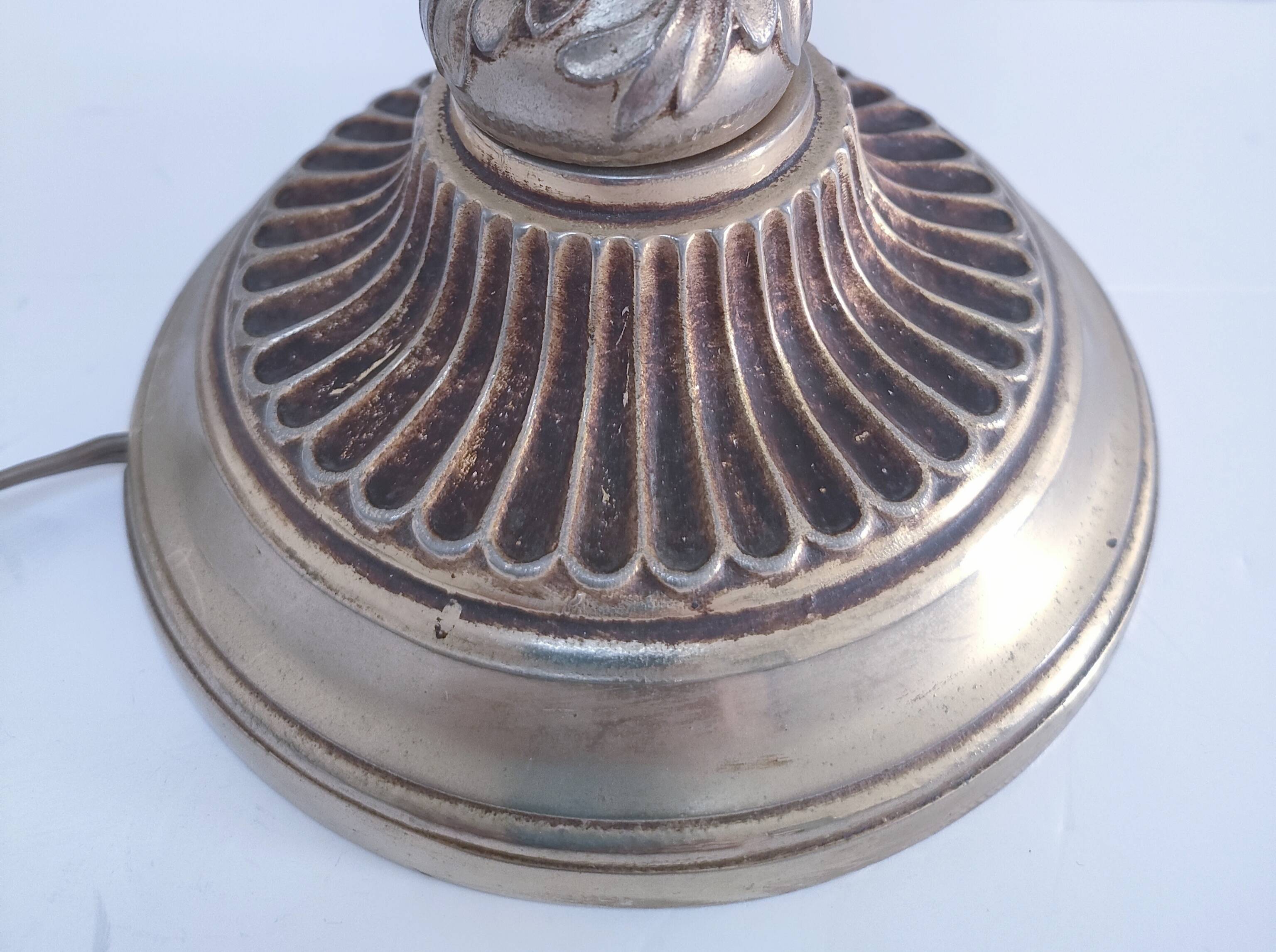 Neo classic gold metal lamp base