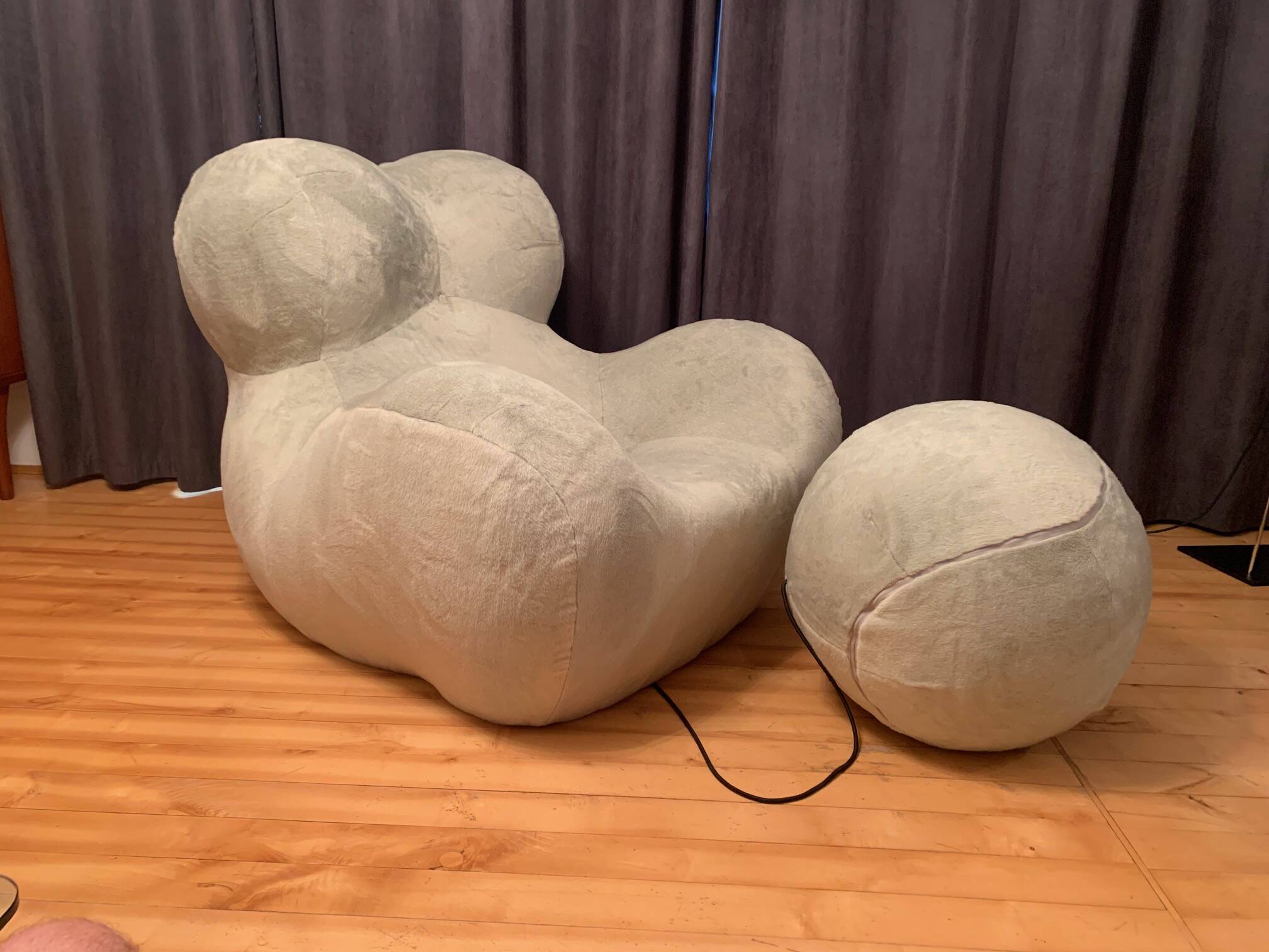 Big Mama" armchair designed by Gaetano Pesce, UP limited 40, B&B Italia