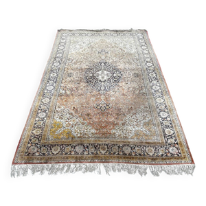 Tapis turc en soie