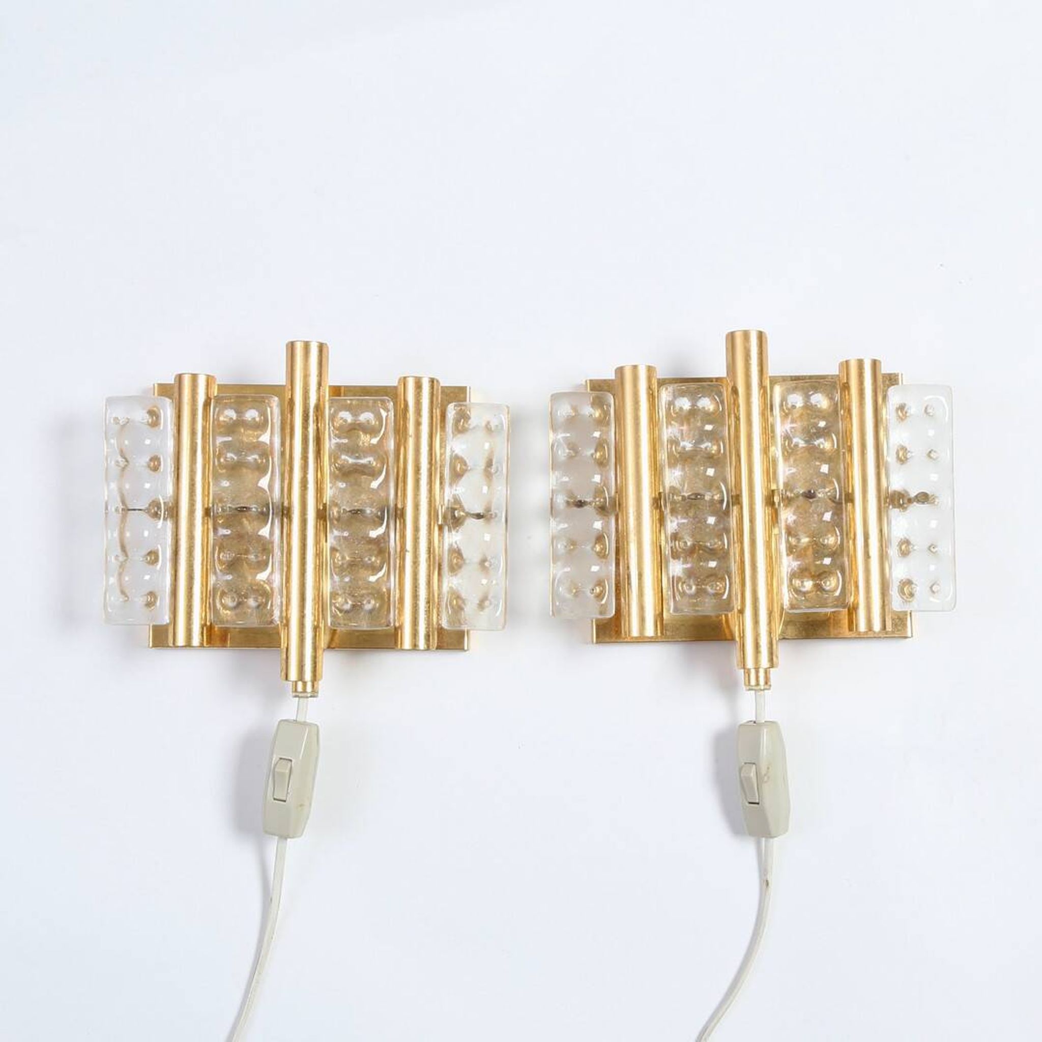 HANS-AGNE JAKOBSSON. Pair of wall lights, glass/brass