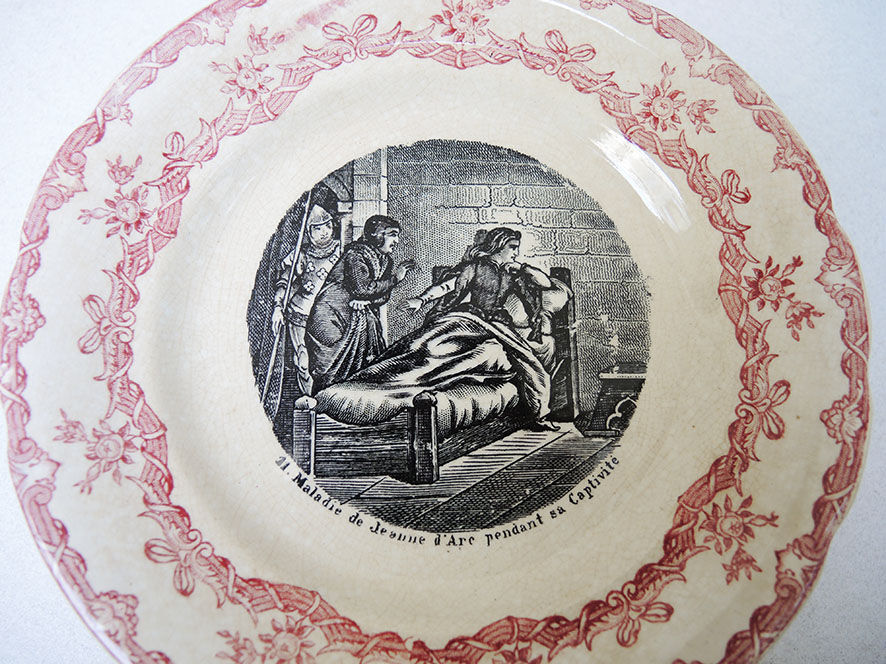 11 old plates hb choisy le roi in earthenware: joan of arc