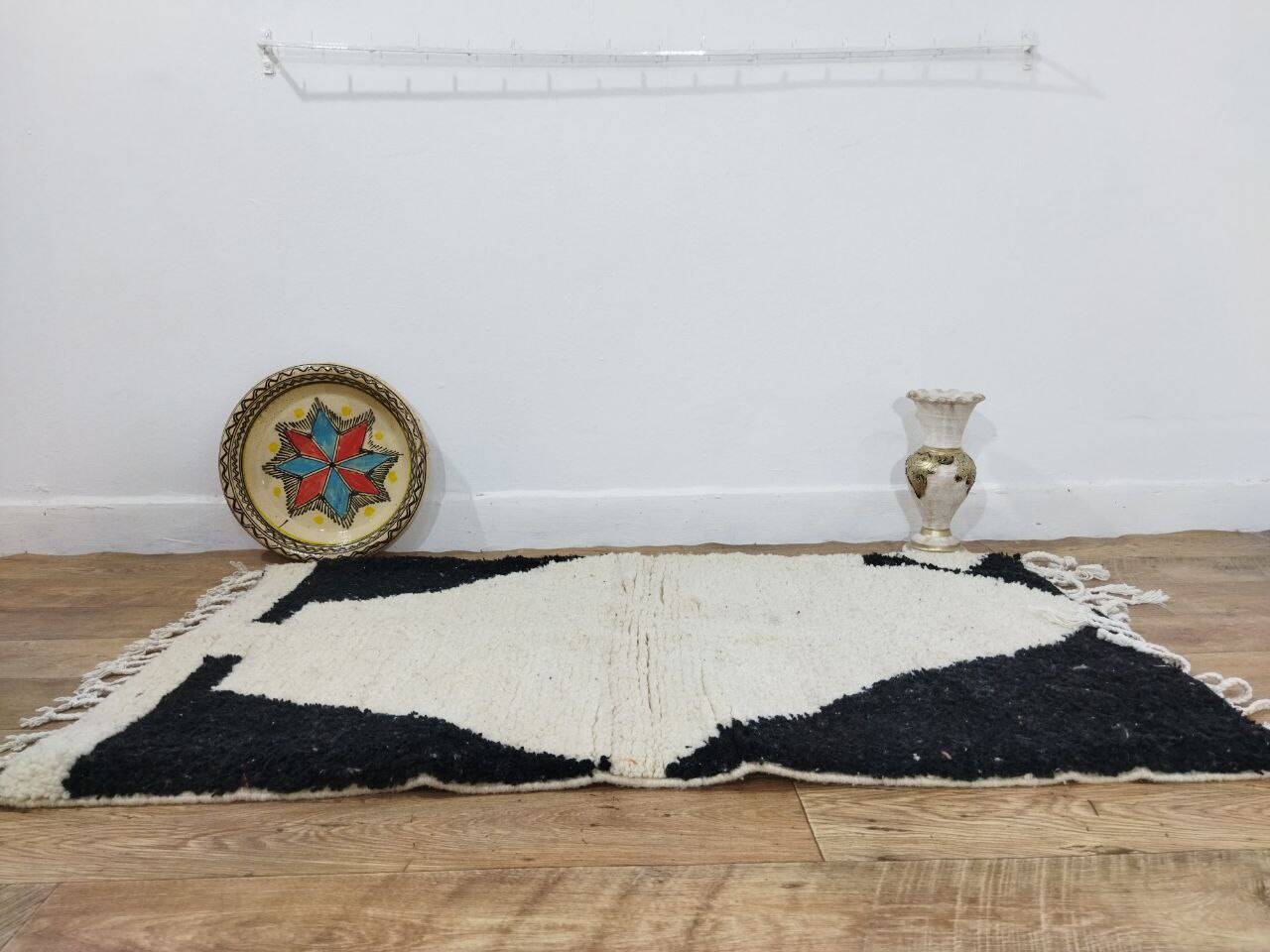 Tapis Berbère Marocain Artisanal 143 X 88 CM